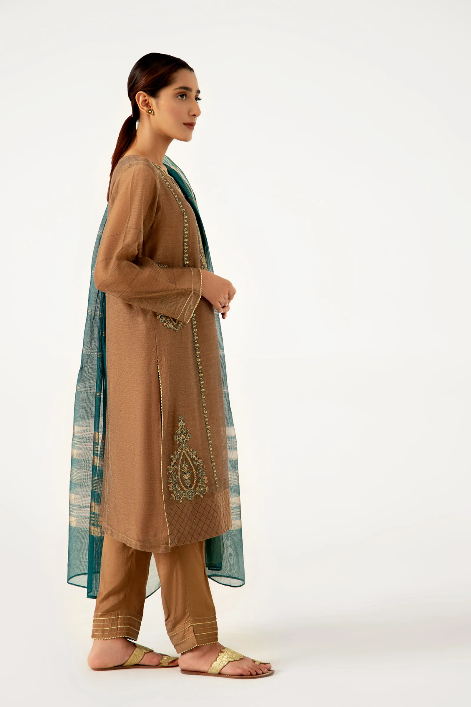 Stitched 3 Pieces Khaddi Net Outfit - Image 5