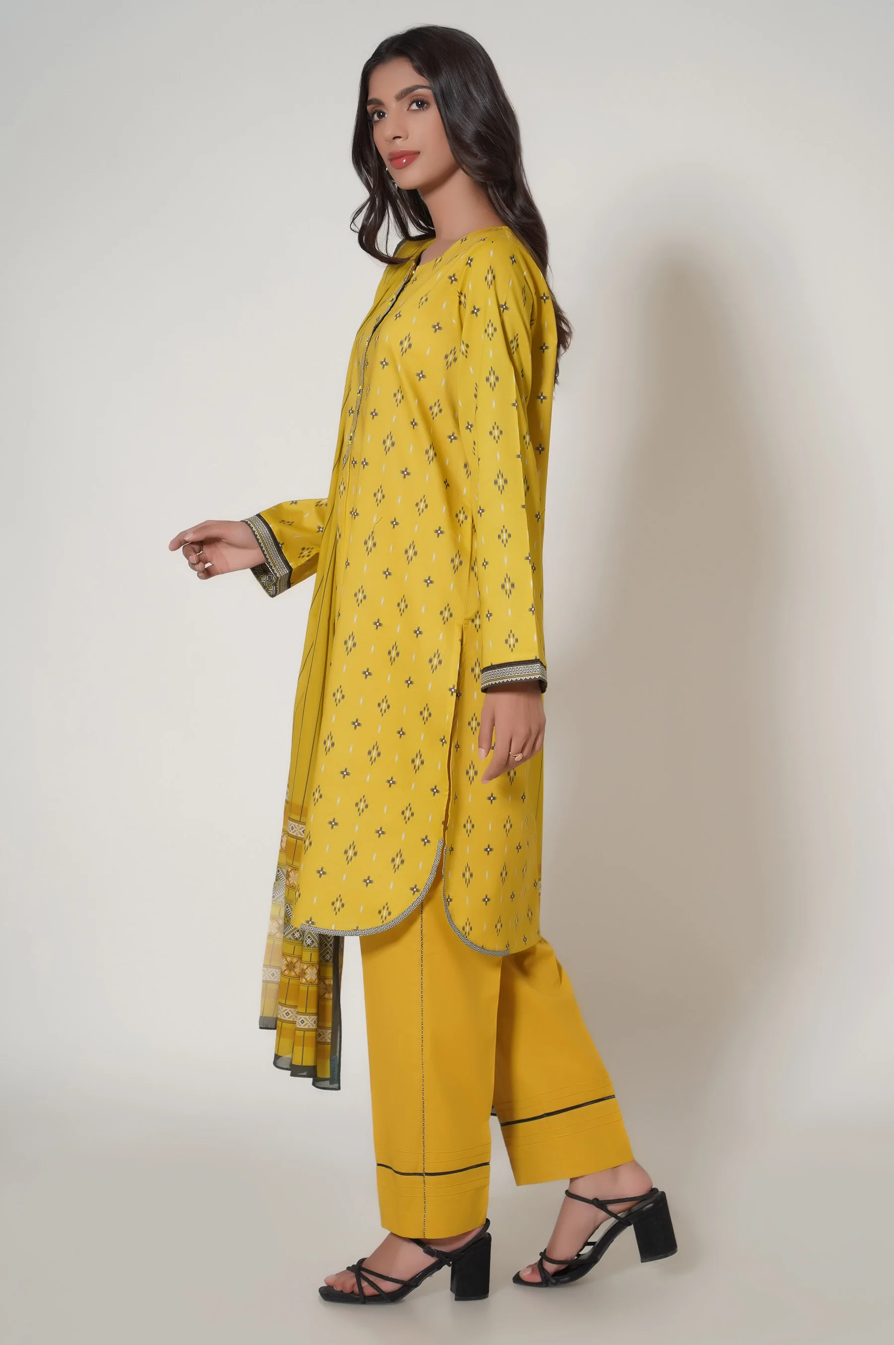 Stitched 3 Piece Lawn Suit - Image 3