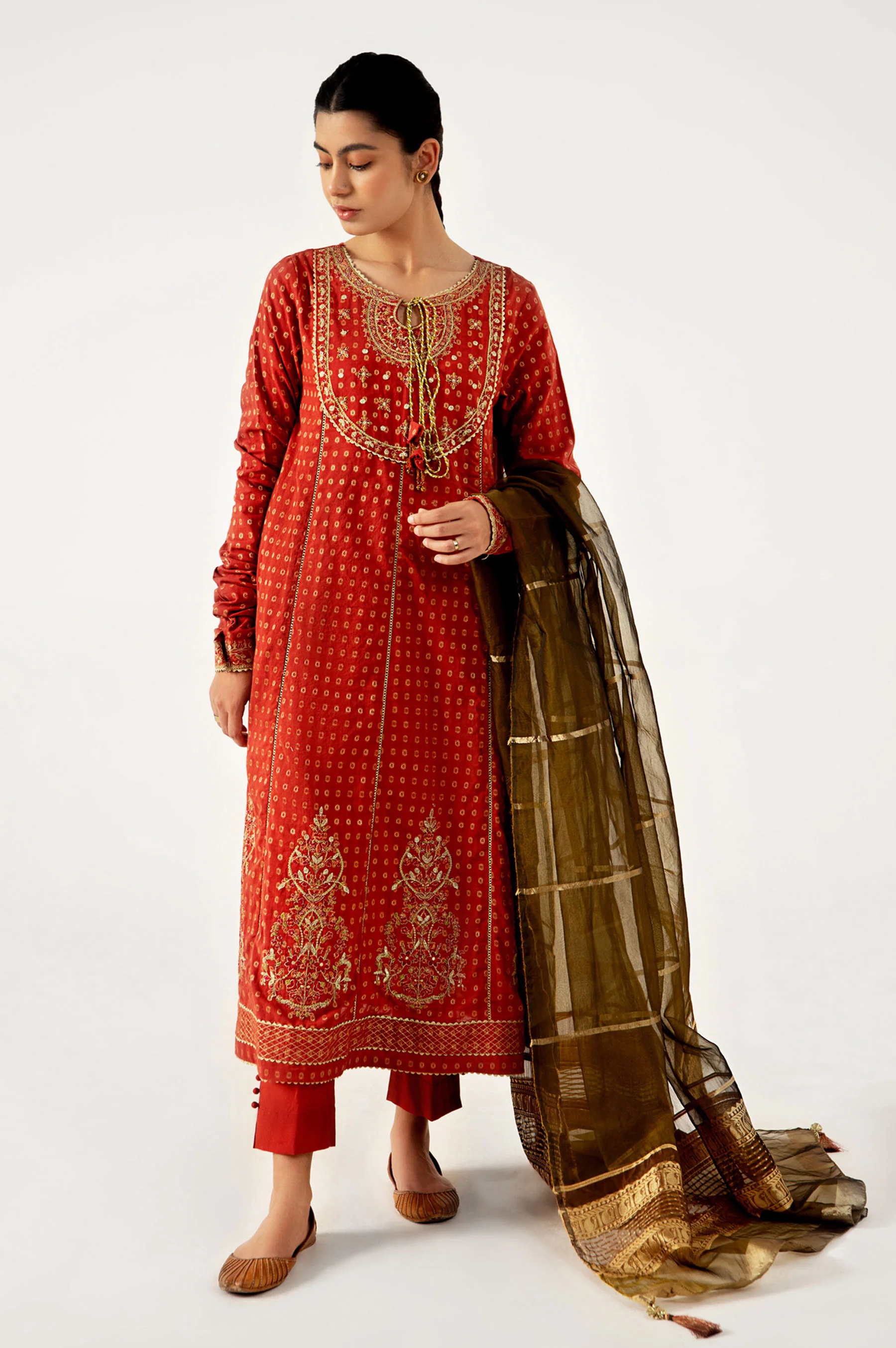 Stitched 3 Piece Maysuri Jacquard with Shaded Organza Suit - Image 5