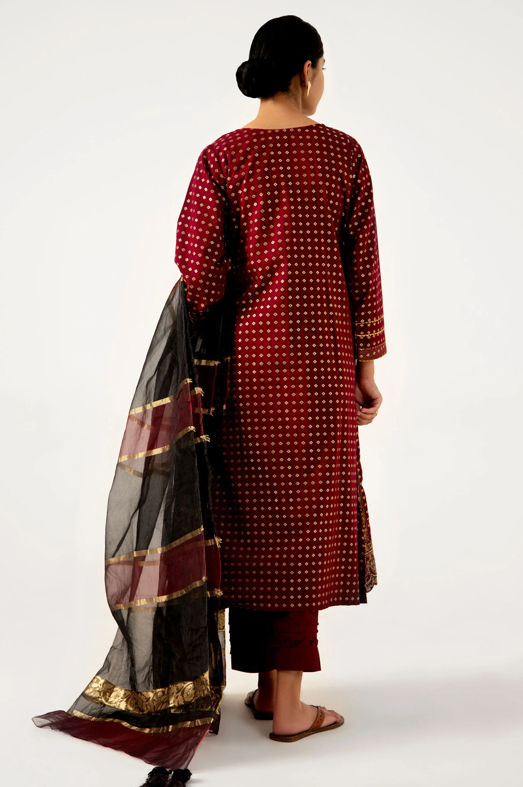 Stitched 3 Piece Maysuri Jacquard with Shaded Organza Suit - Image 2