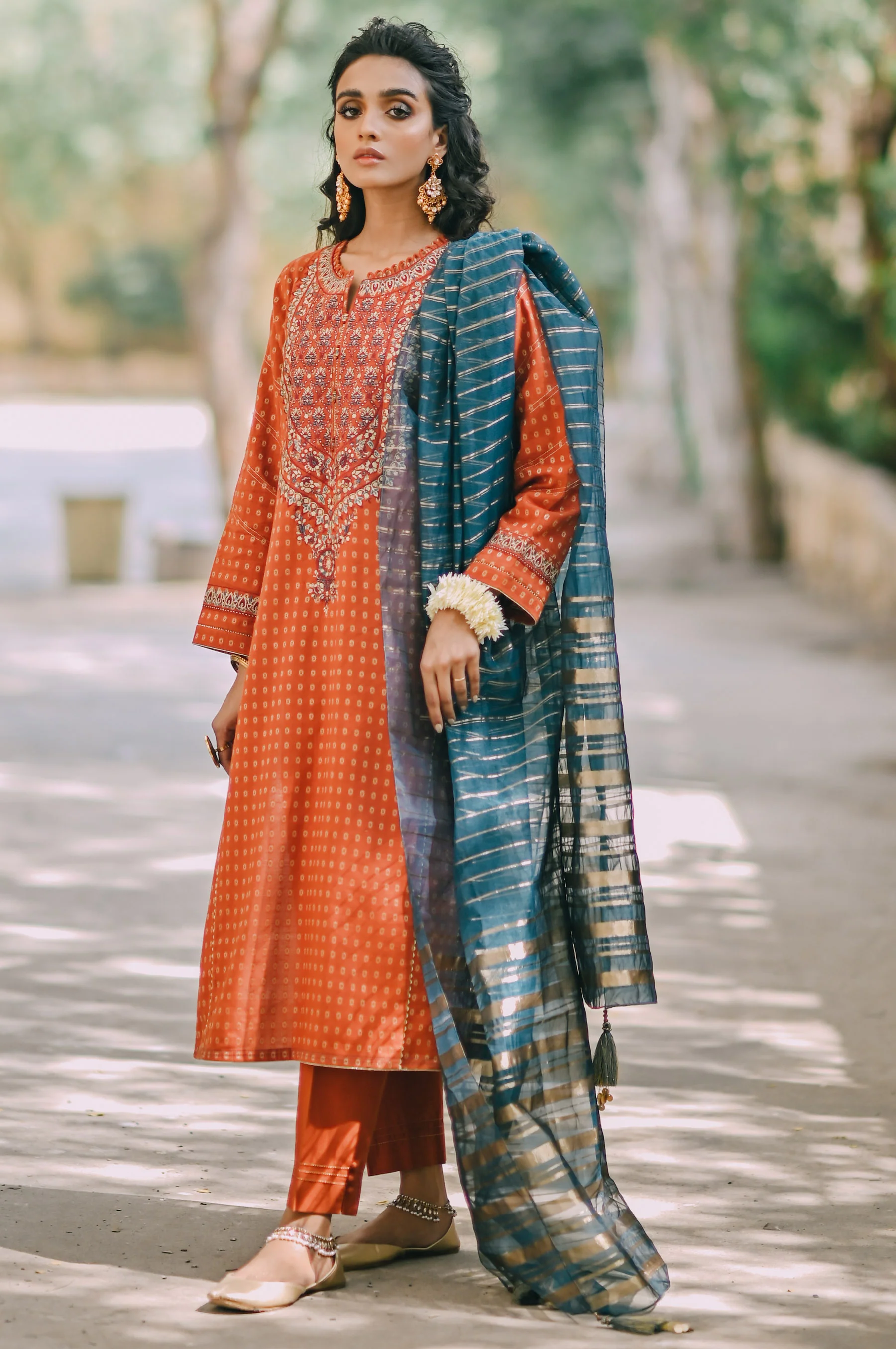 Stitched 3 Piece Maysuri Jacquard with Shaded Organza Suit - Image 6