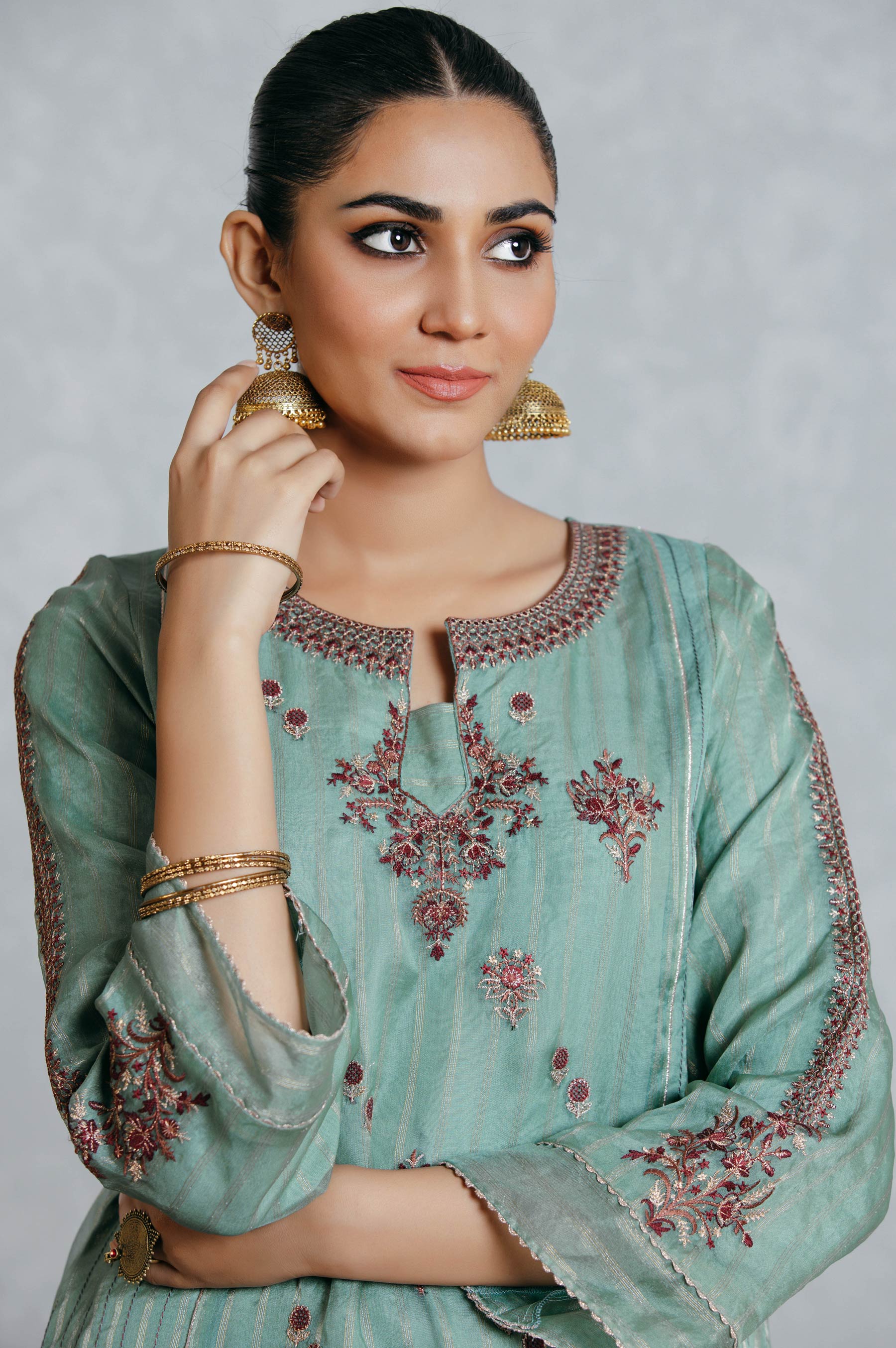 Stitched 3 Piece Embroidered Organza Outfit