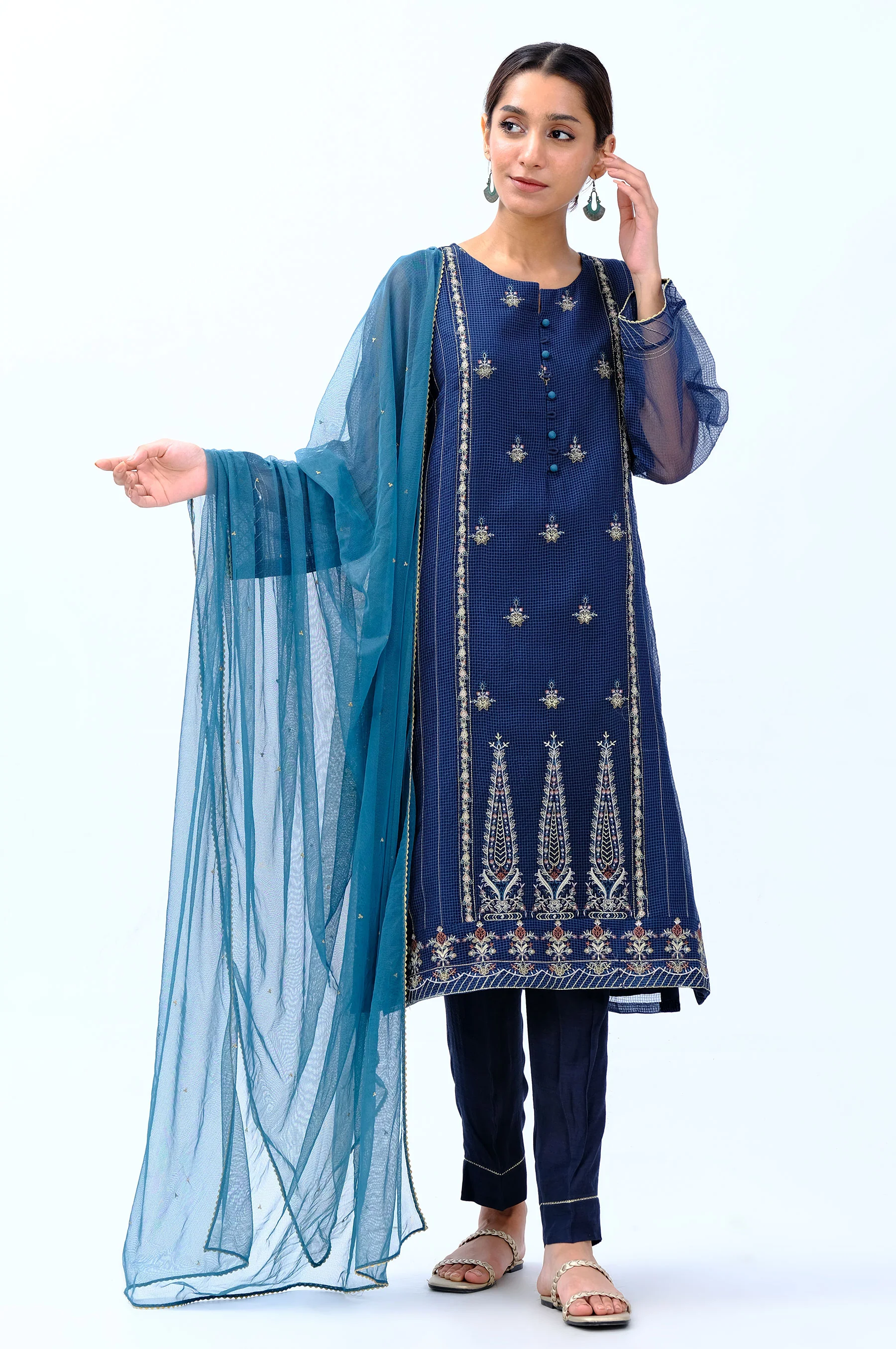Stitched 3 Piece Embroidered Box Organza Outfit - Image 6