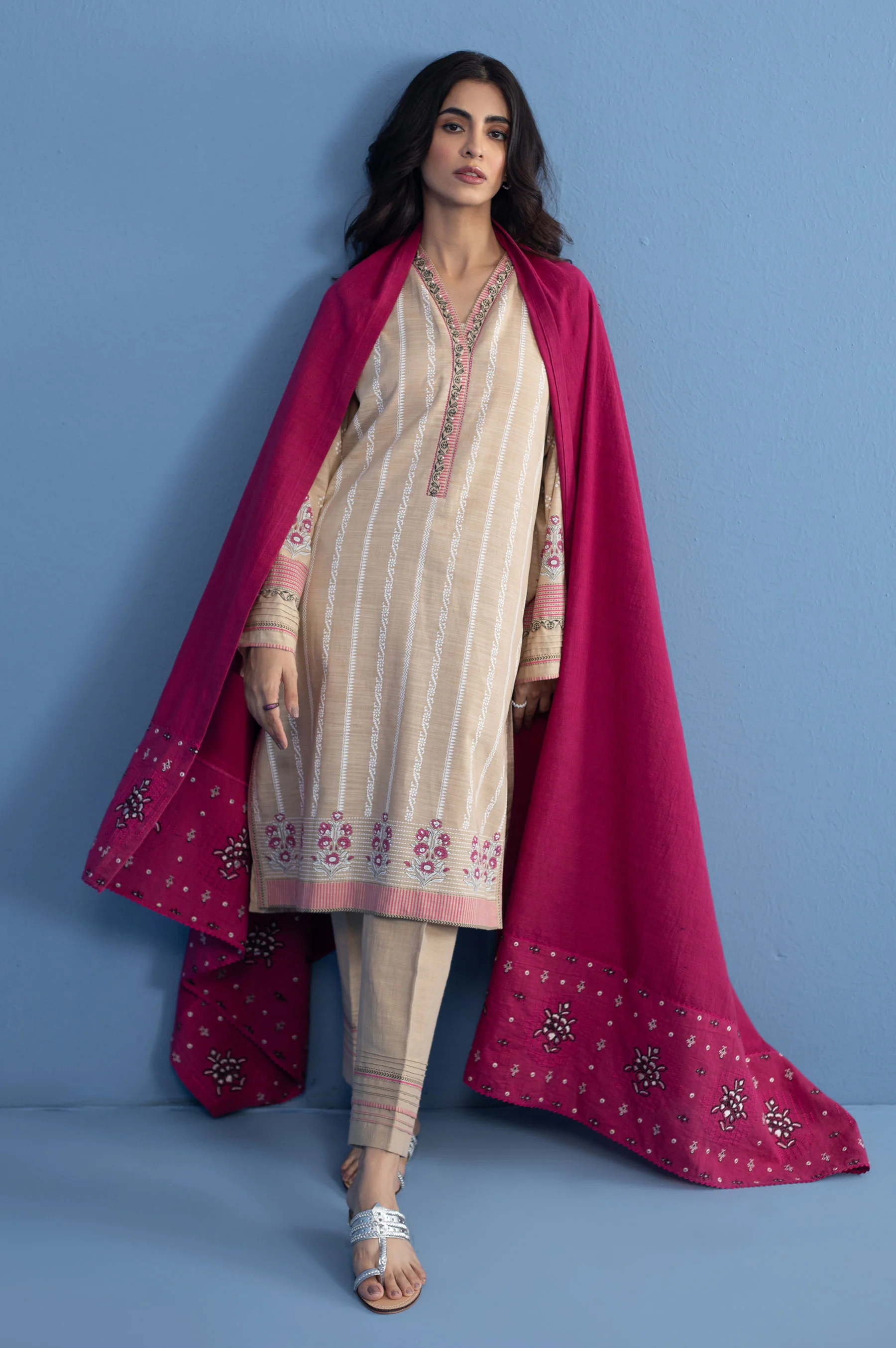 Stitched 3 Piece Paste Printed Khaddar Suit - Image 3
