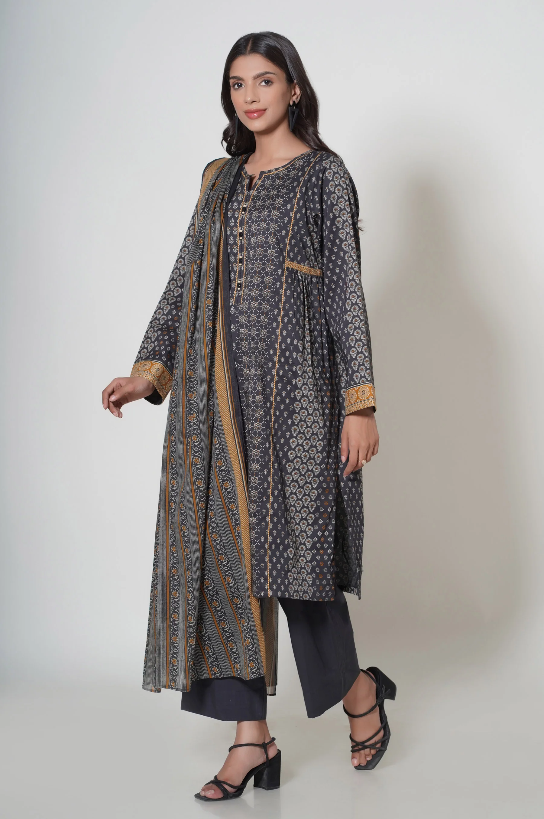 Stitched 3 Piece Printed Cambric Suit - Image 4