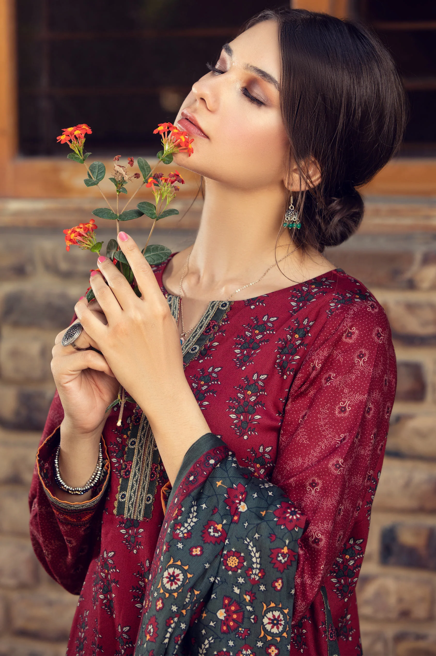 Stitched 3 Piece Printed Cottel Suit - Image 4