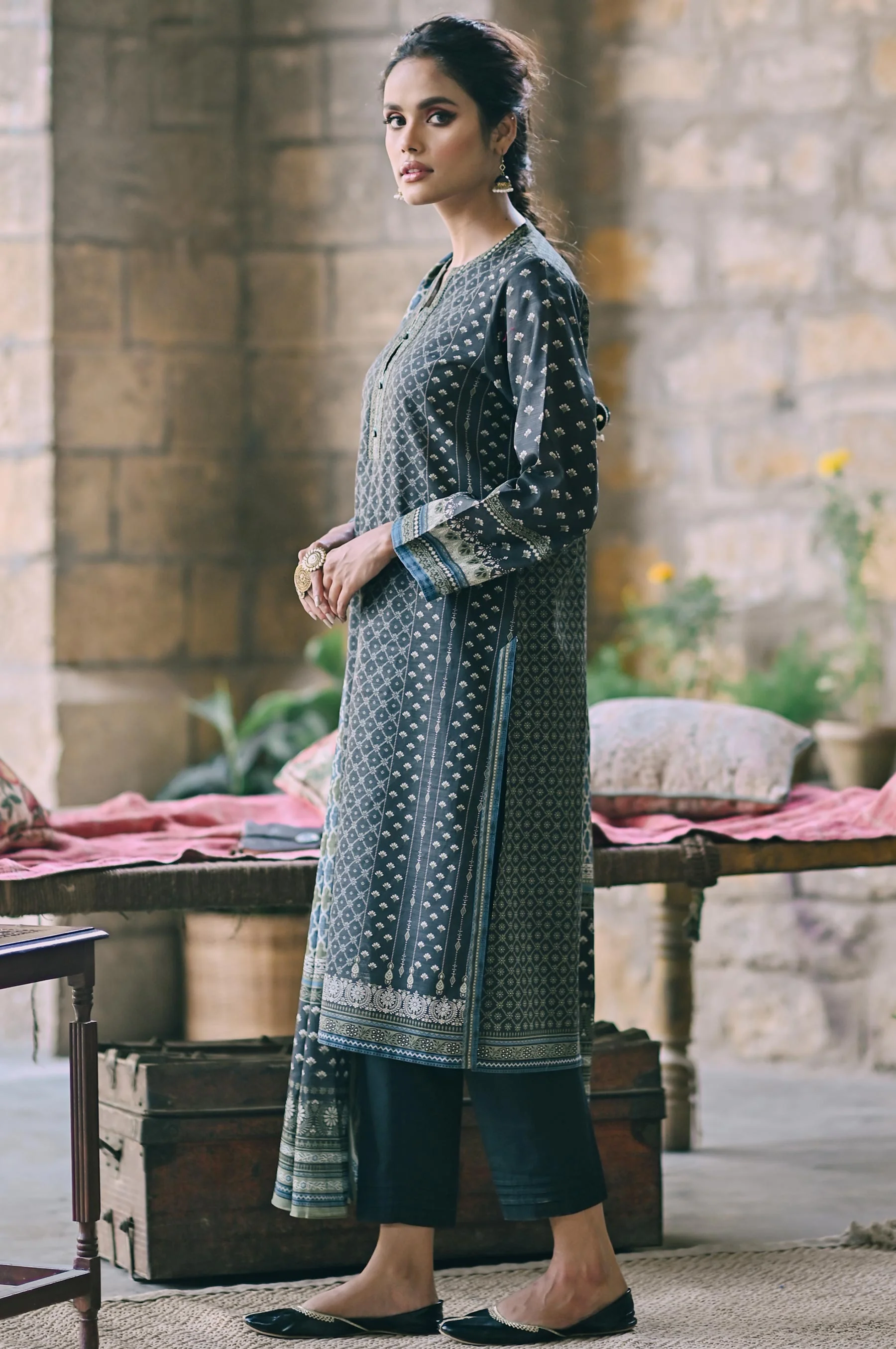Stitched 3 Piece Printed Cottel Suit - Image 5