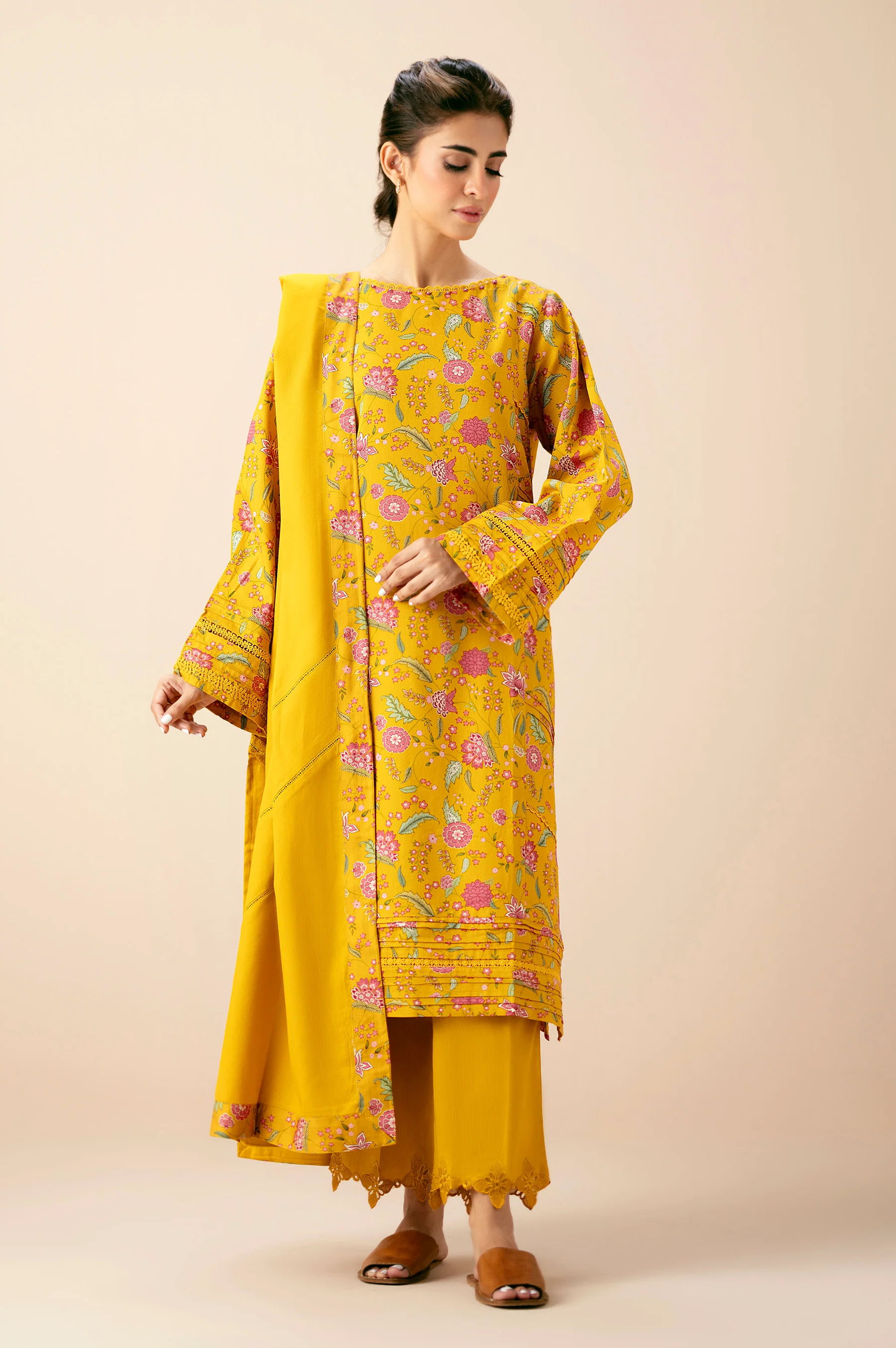 PRINTED SUIT