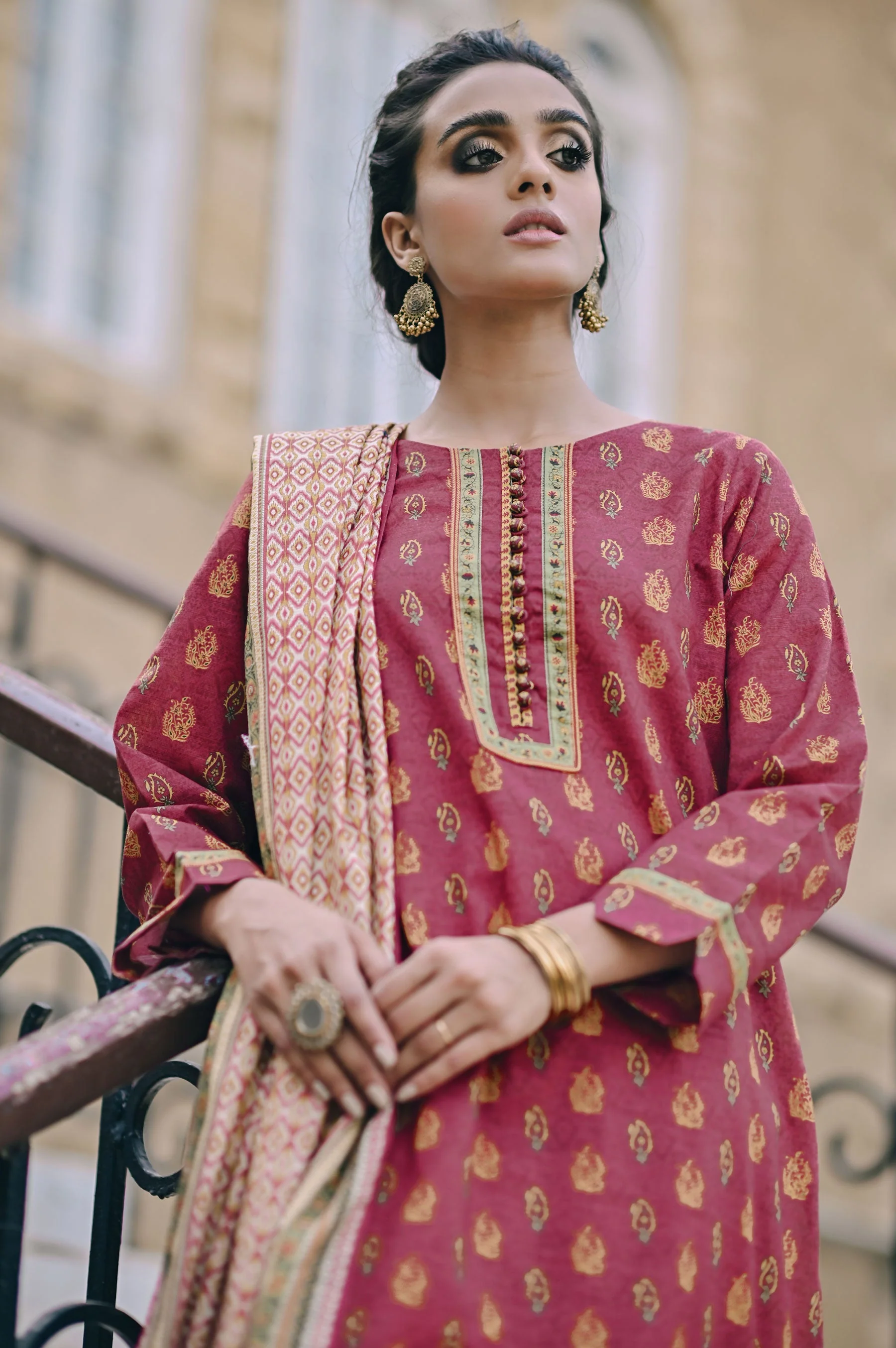 Stitched 3 Piece Printed Cottel with Khaddar Suit - Image 5