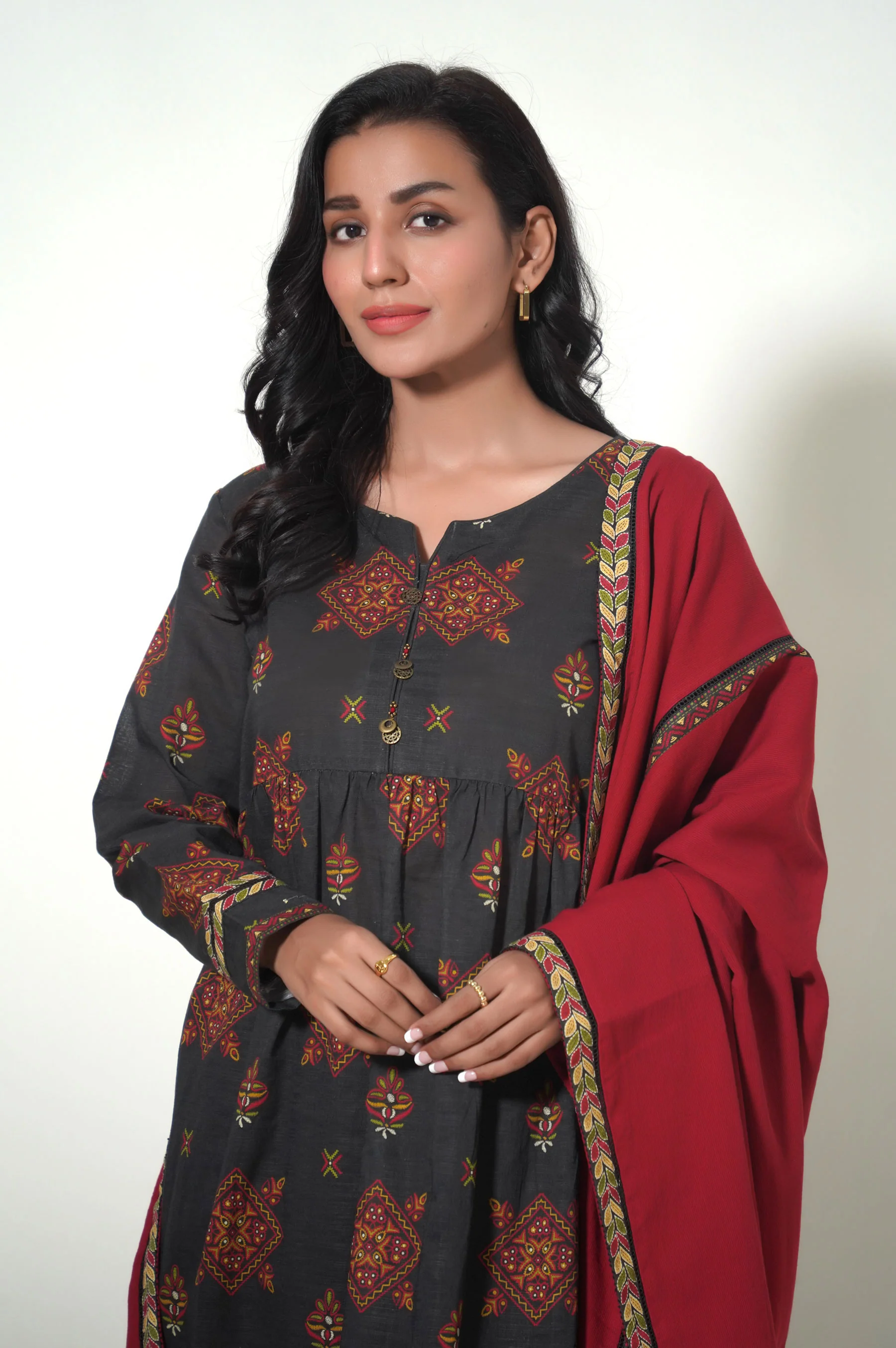 Stitched 3 Piece Printed Cottle Suit - Image 2