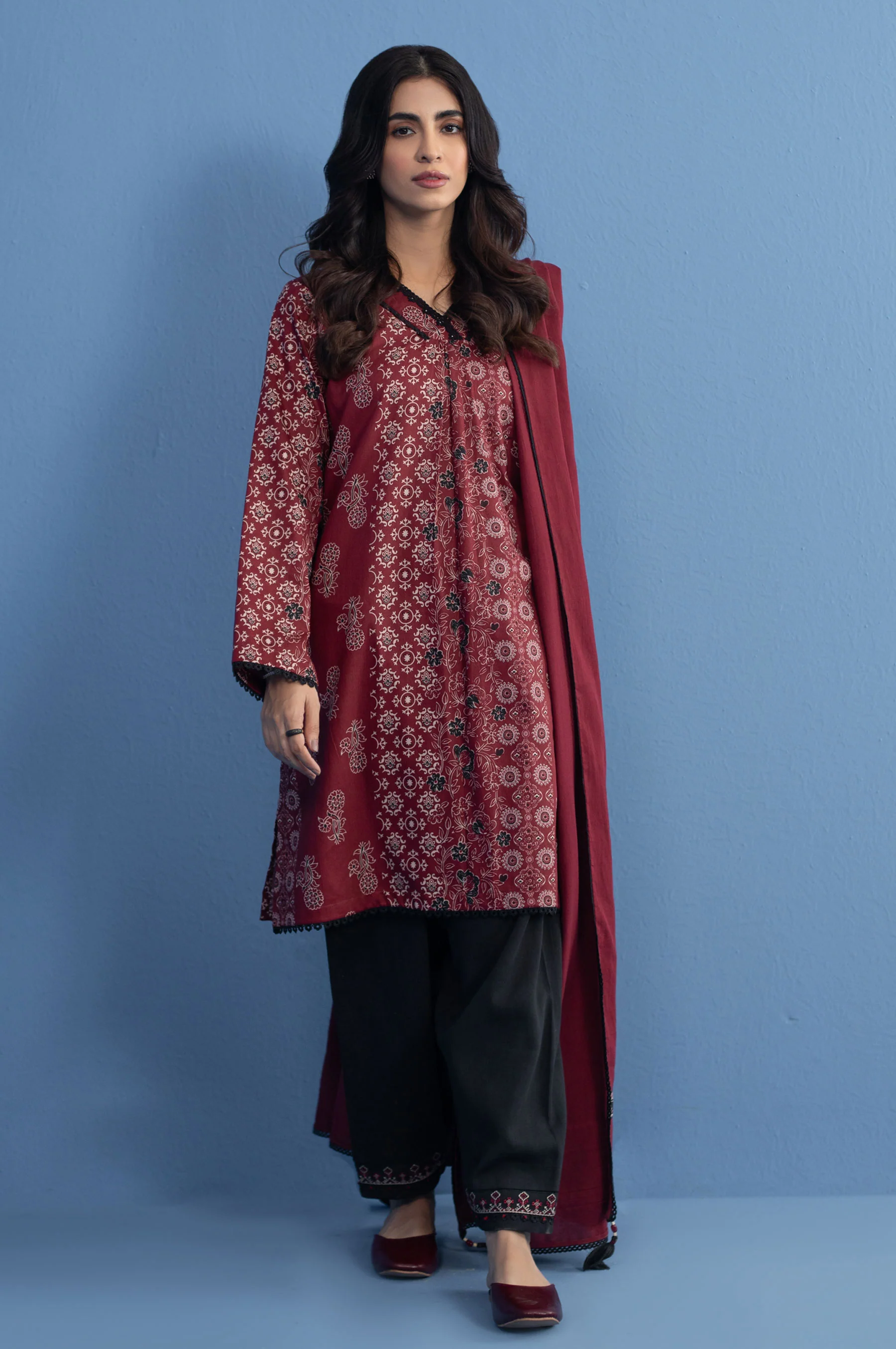 Stitched 3 Piece Printed Cottle Suit - Image 5