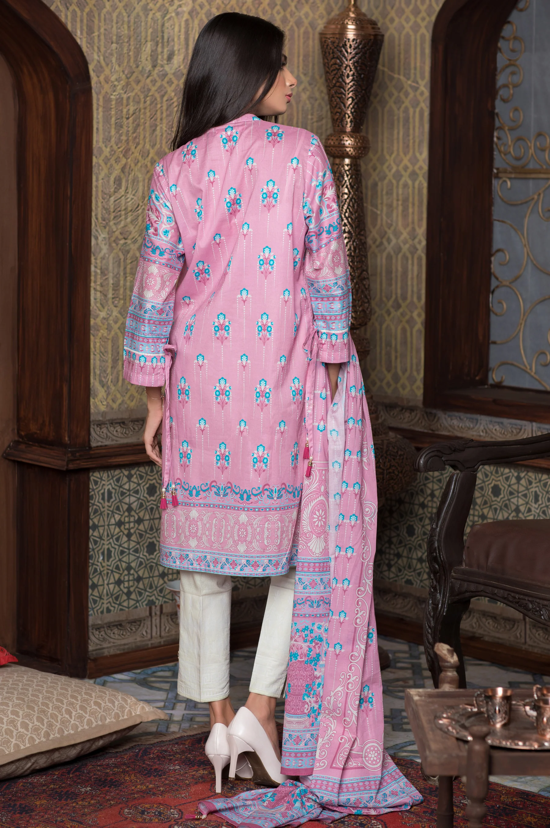 Stitched 3 Piece Printed Doria Lawn Suit - Image 2
