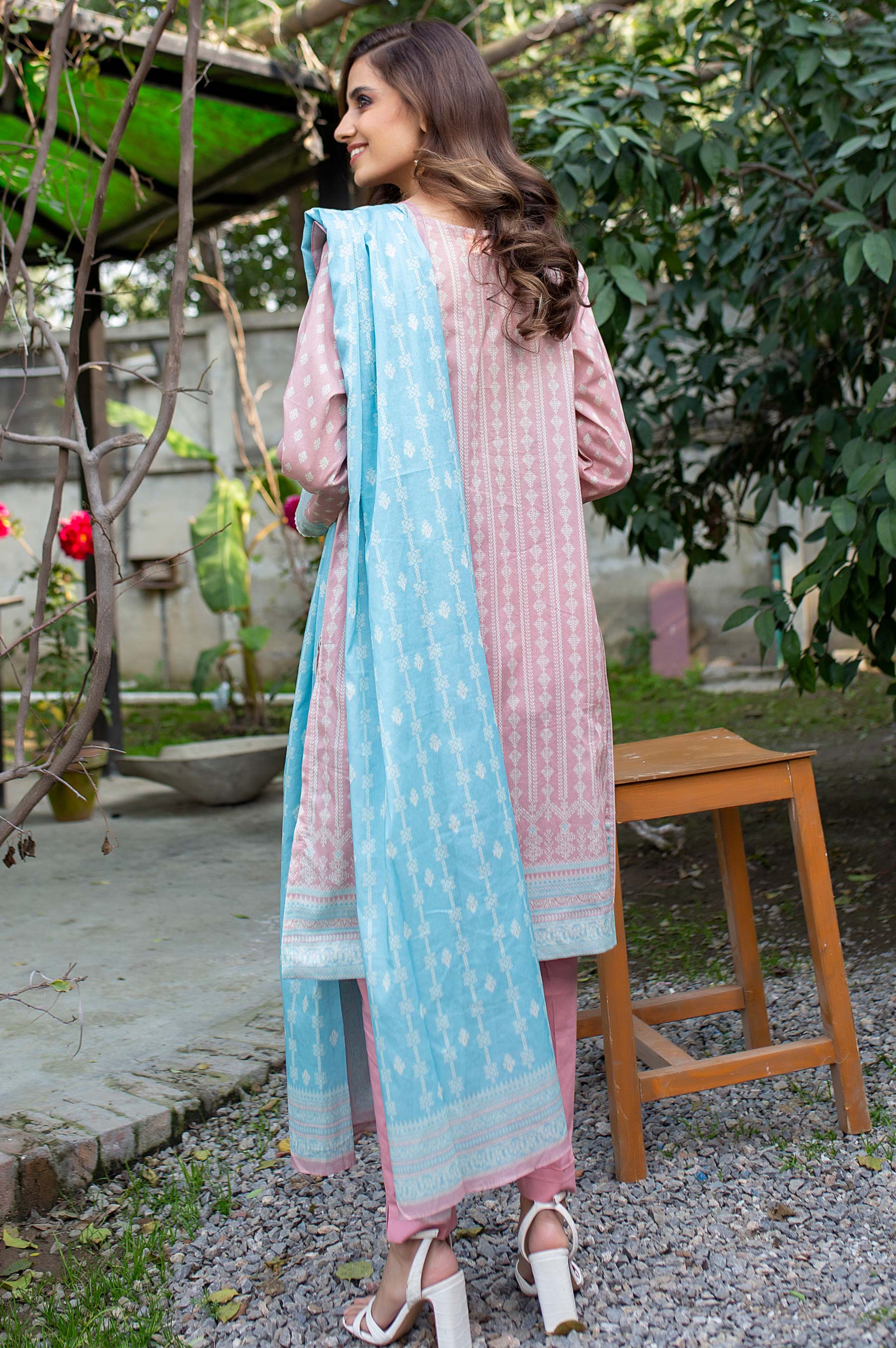 Stitched 3 Piece Digital Printed Doria Lawn Suit with Printed Lawn Dupatta - Image 2