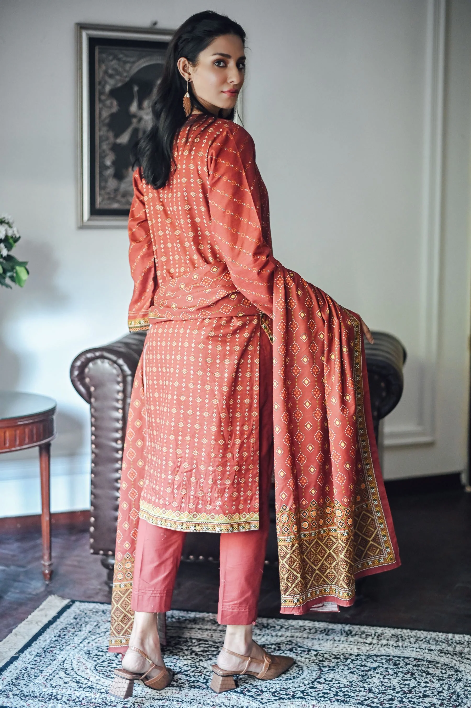 Stitched 3 Piece Printed Doria Linen Viscose Suit - Image 2