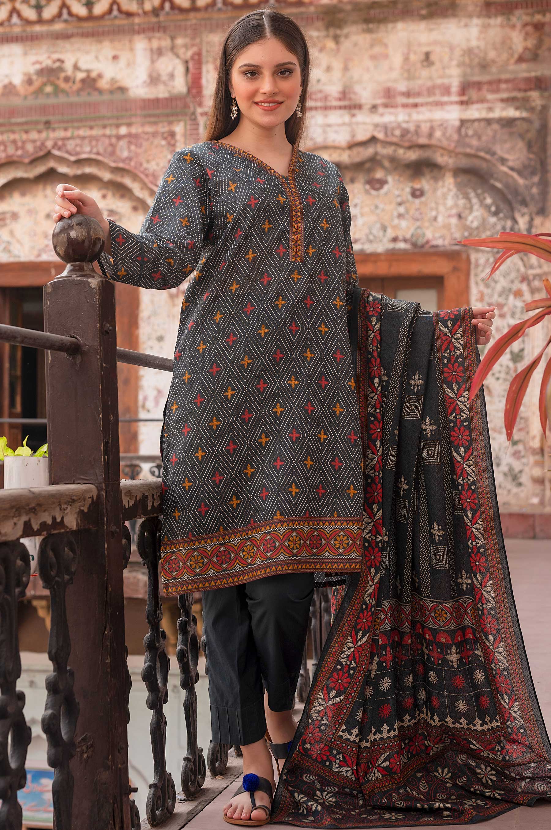 Stitched 3 Piece Printed Karandi Suit - Image 2