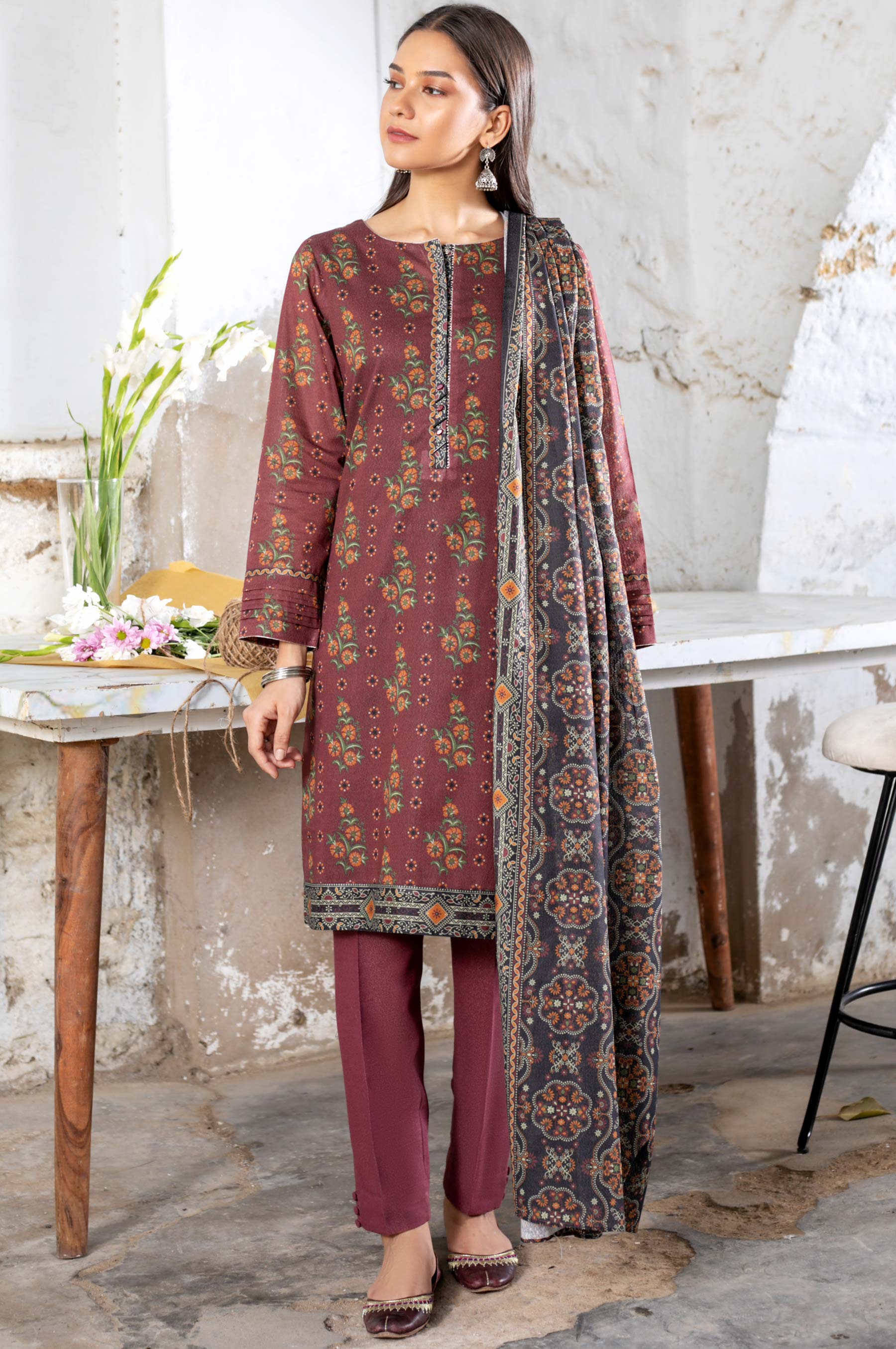 Stitched 3 Piece Printed Karandi Suit