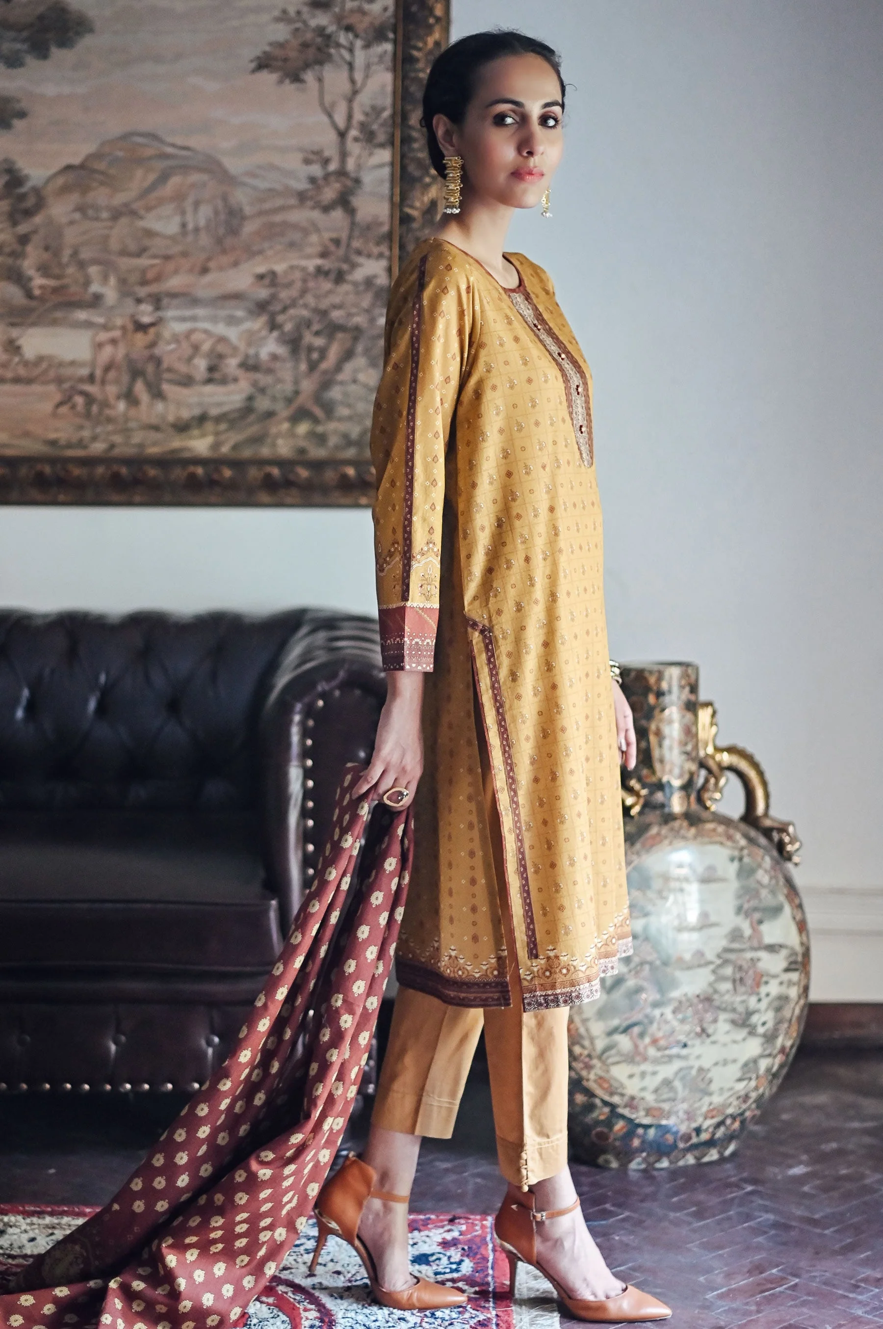 Stitched 3 Piece Printed Karandi Suit - Image 2