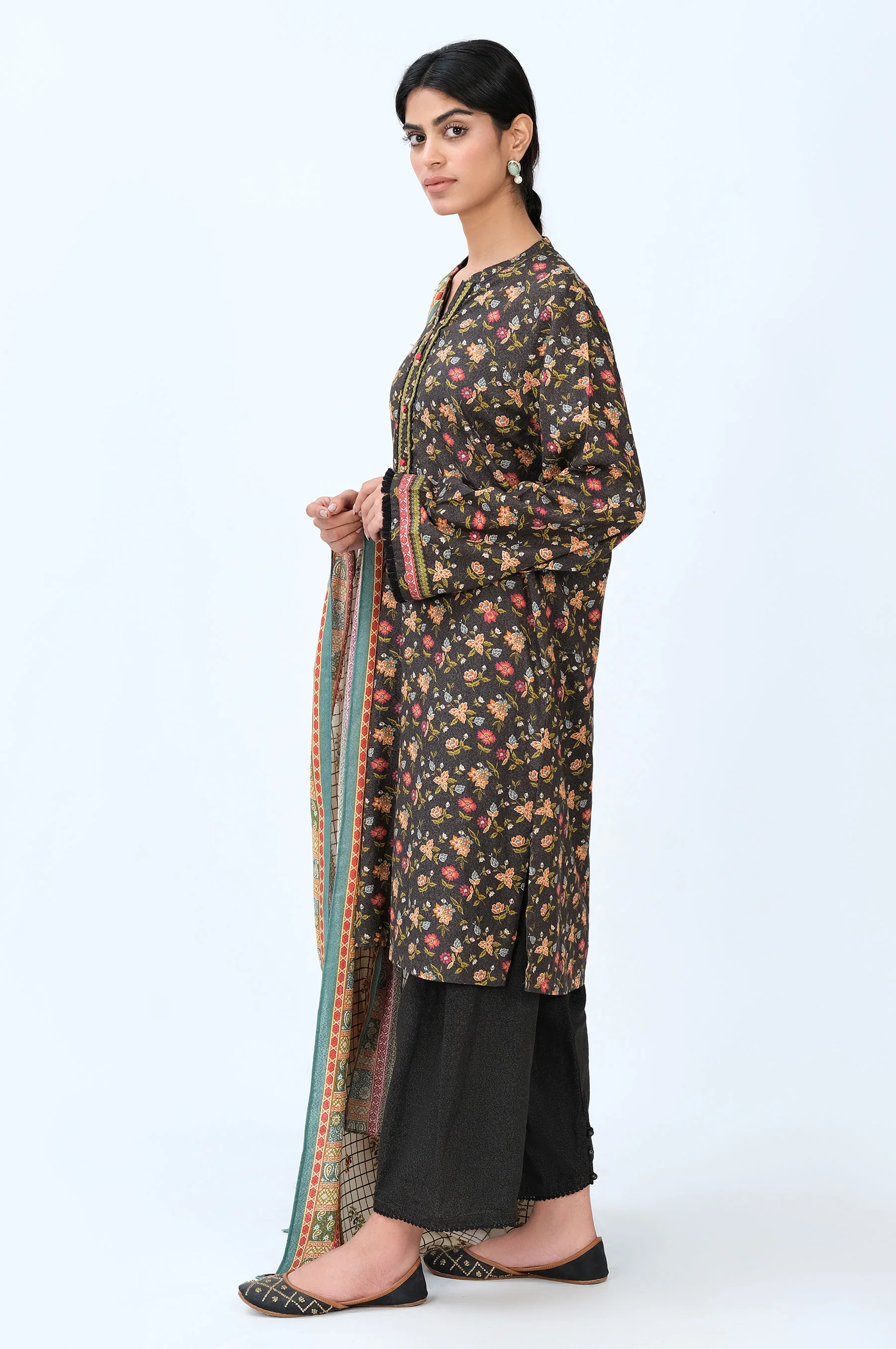Stitched 3 Piece Printed Karandi Suit - Image 3
