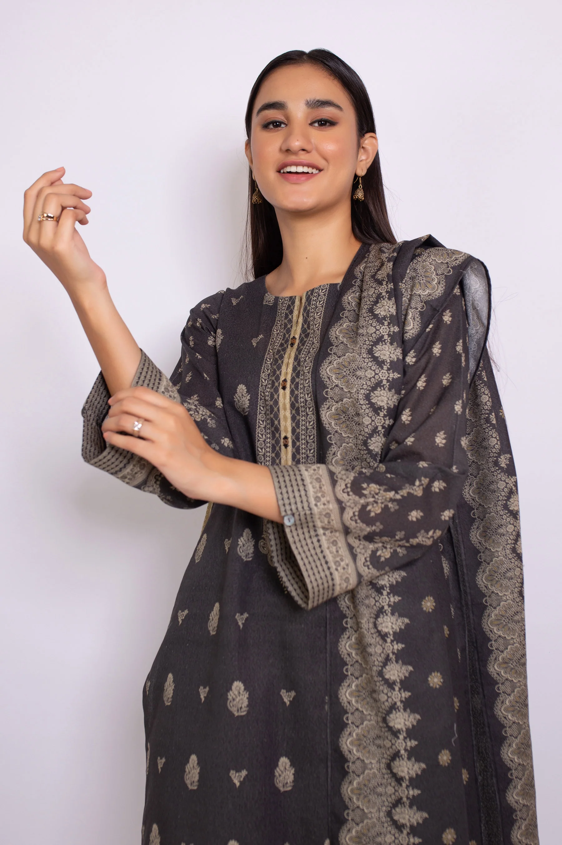 Stitched 3 Piece Printed Karandi Suit - Image 3