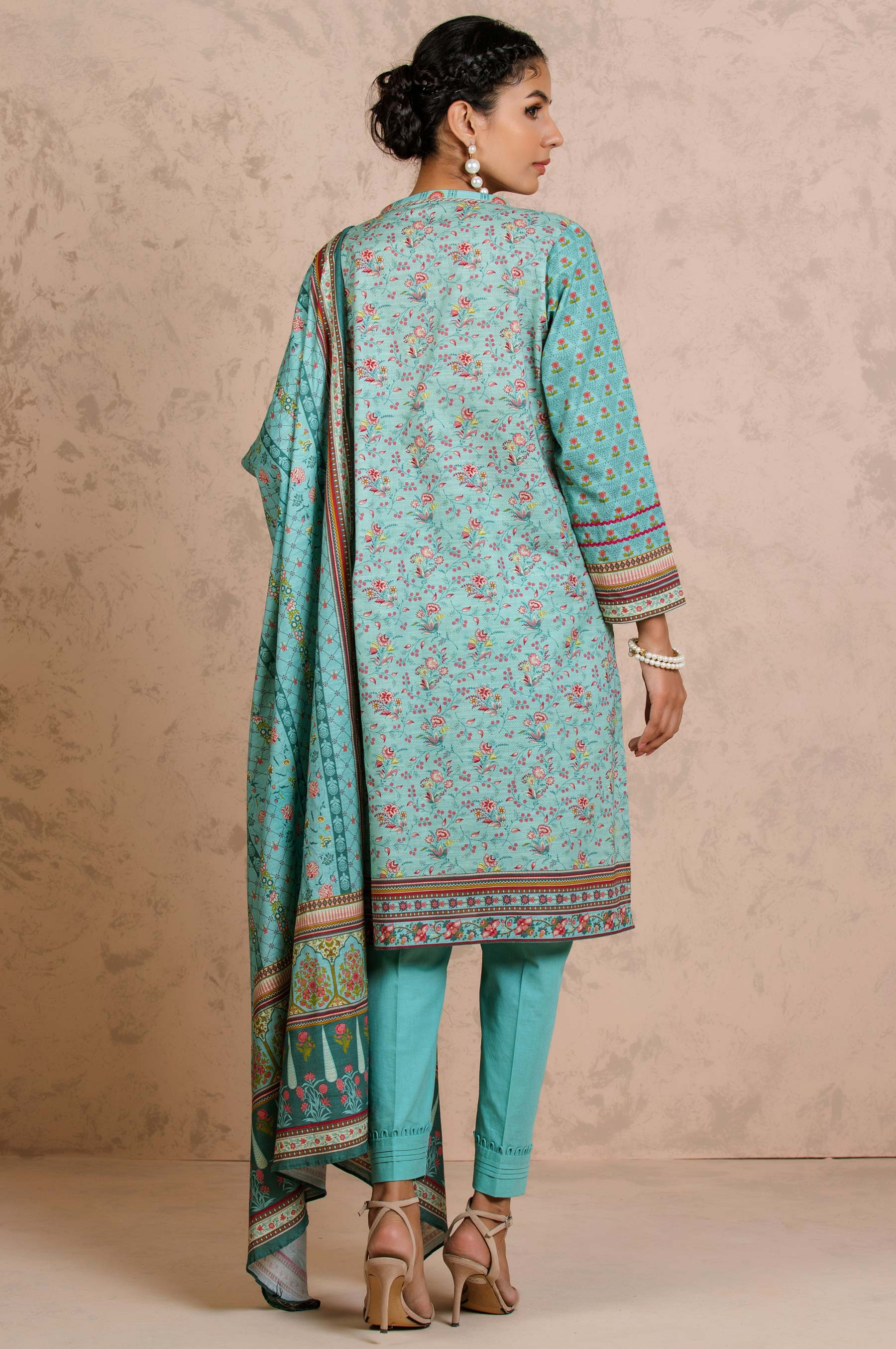Stitched 3 Piece Printed Khaddar Suit - Image 2