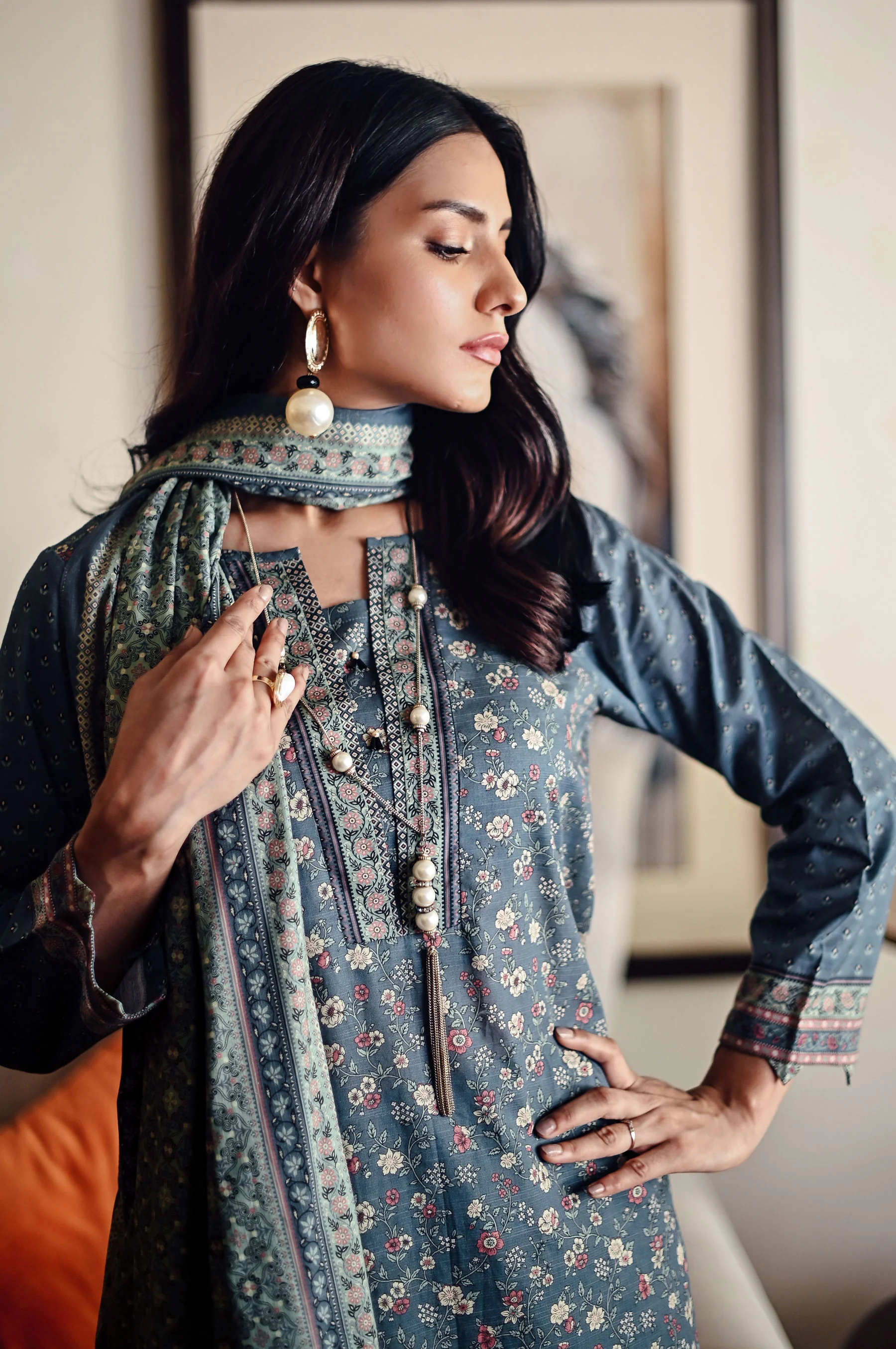 Stitched 3 Piece Printed Khaddar Suit