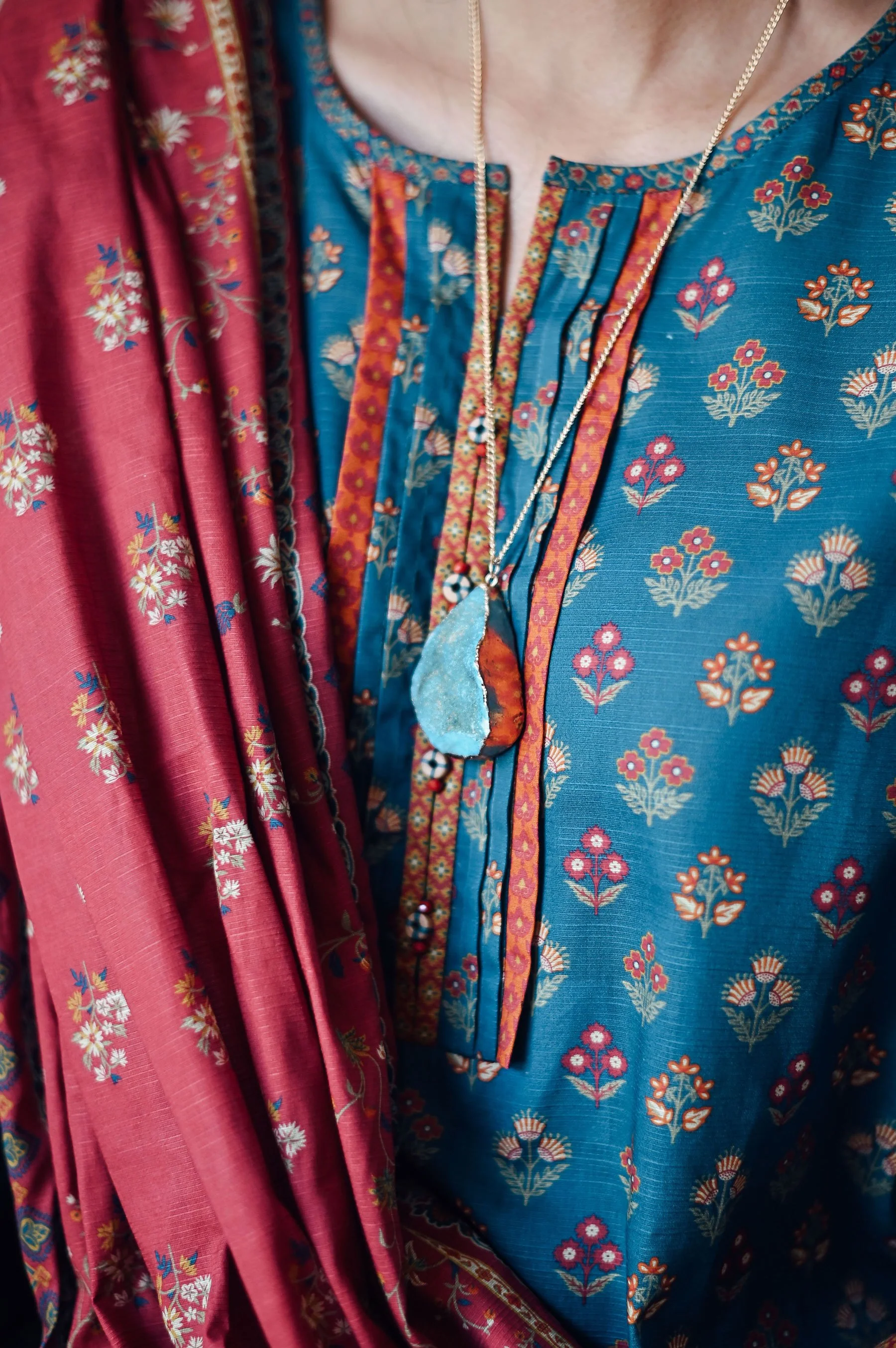 Stitched 3 Piece Printed Khaddar Suit - Image 5