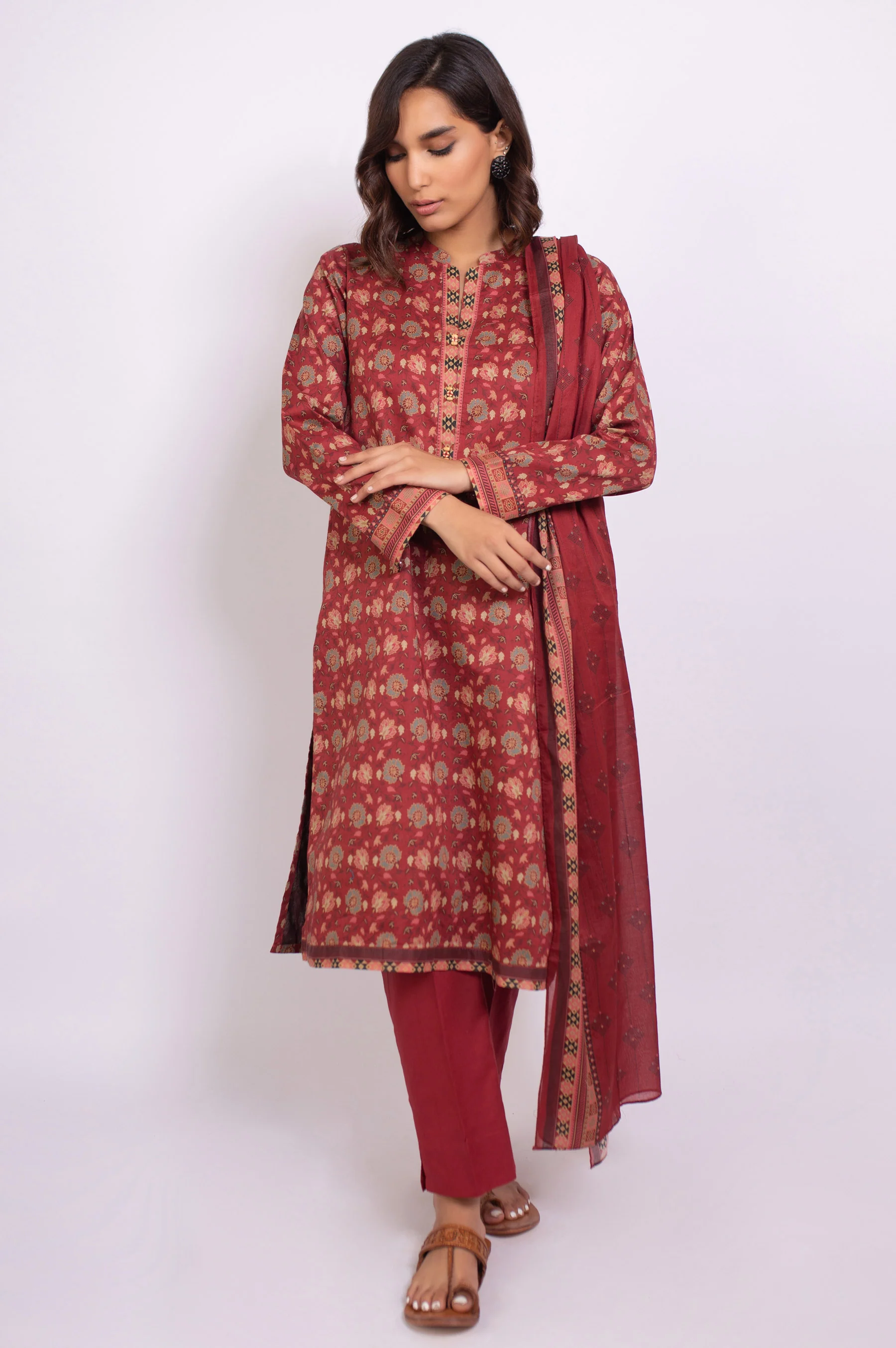 Stitched 3 Piece Printed Khaddar Suit