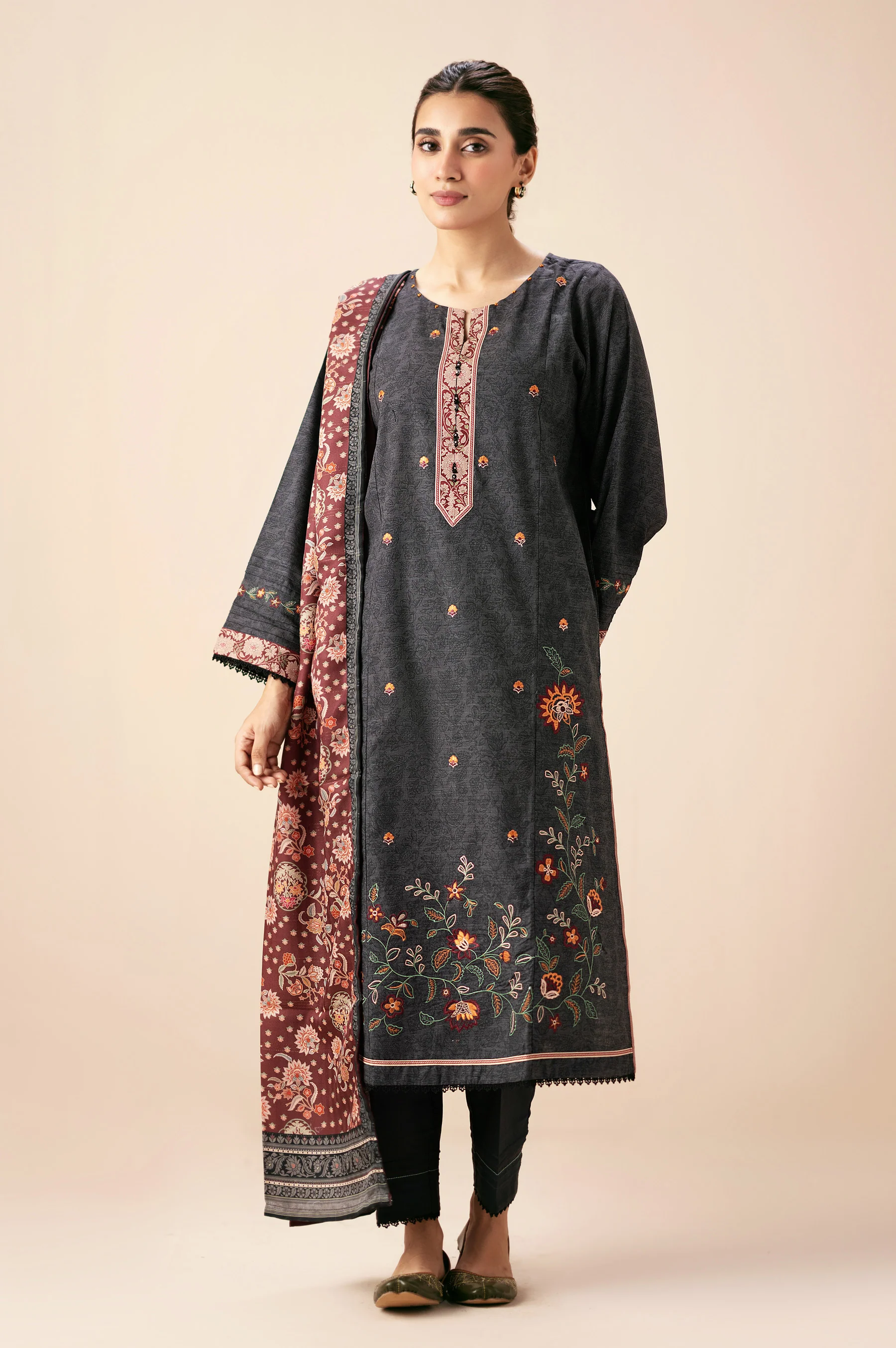 PRINTED SUIT