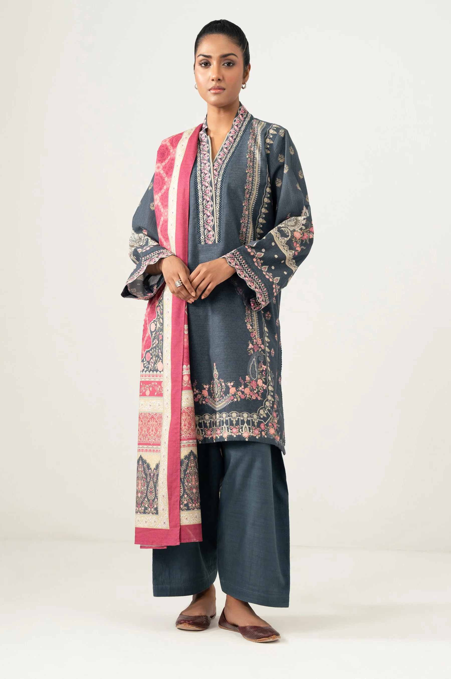 STITCHED PRINTED SUIT - Image 6