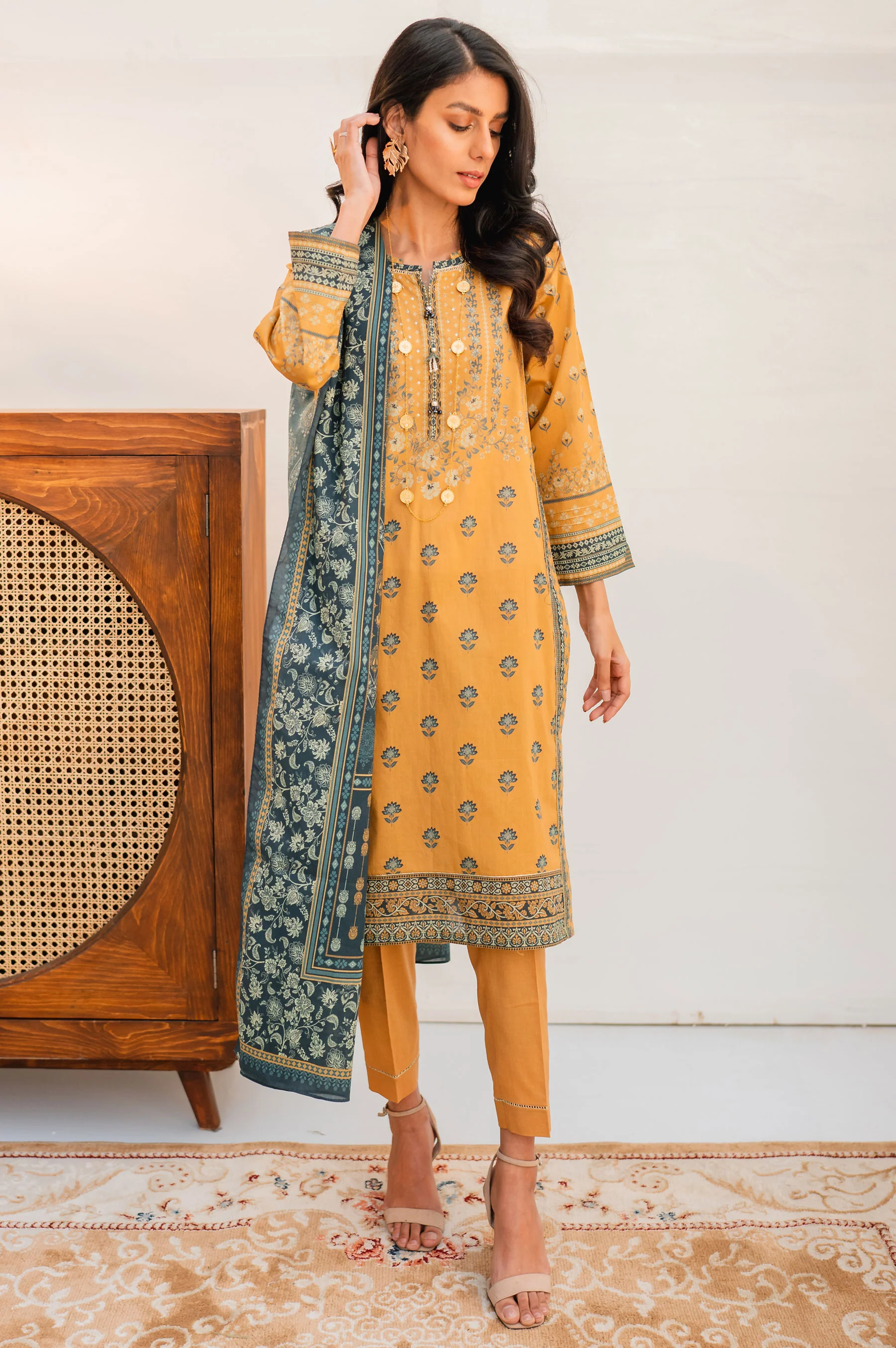 Stitched 3 Piece Printed Lawn with Cotton Net Suit - Image 2