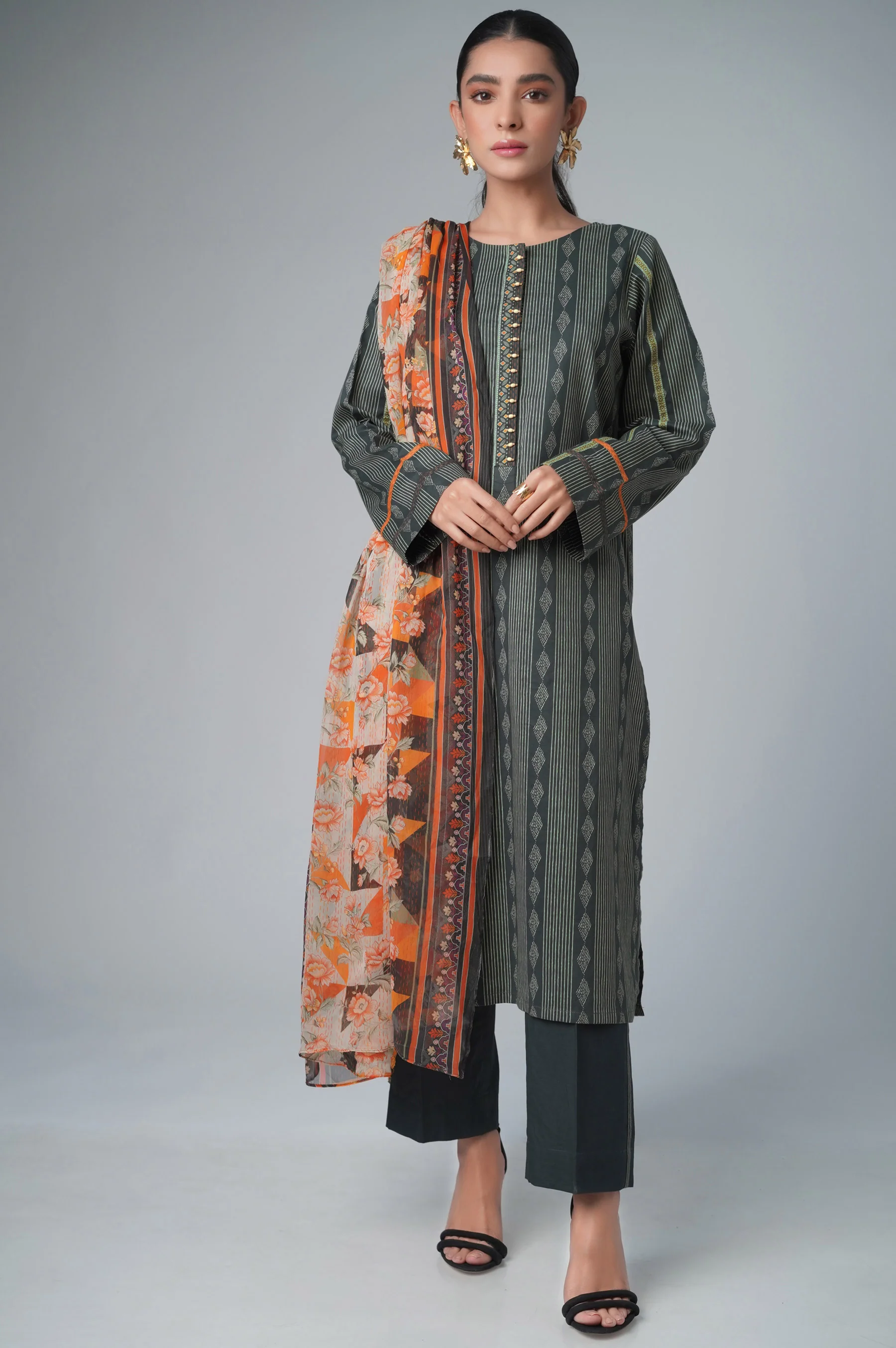Stitched 3 Piece Printed Lawn - Image 2