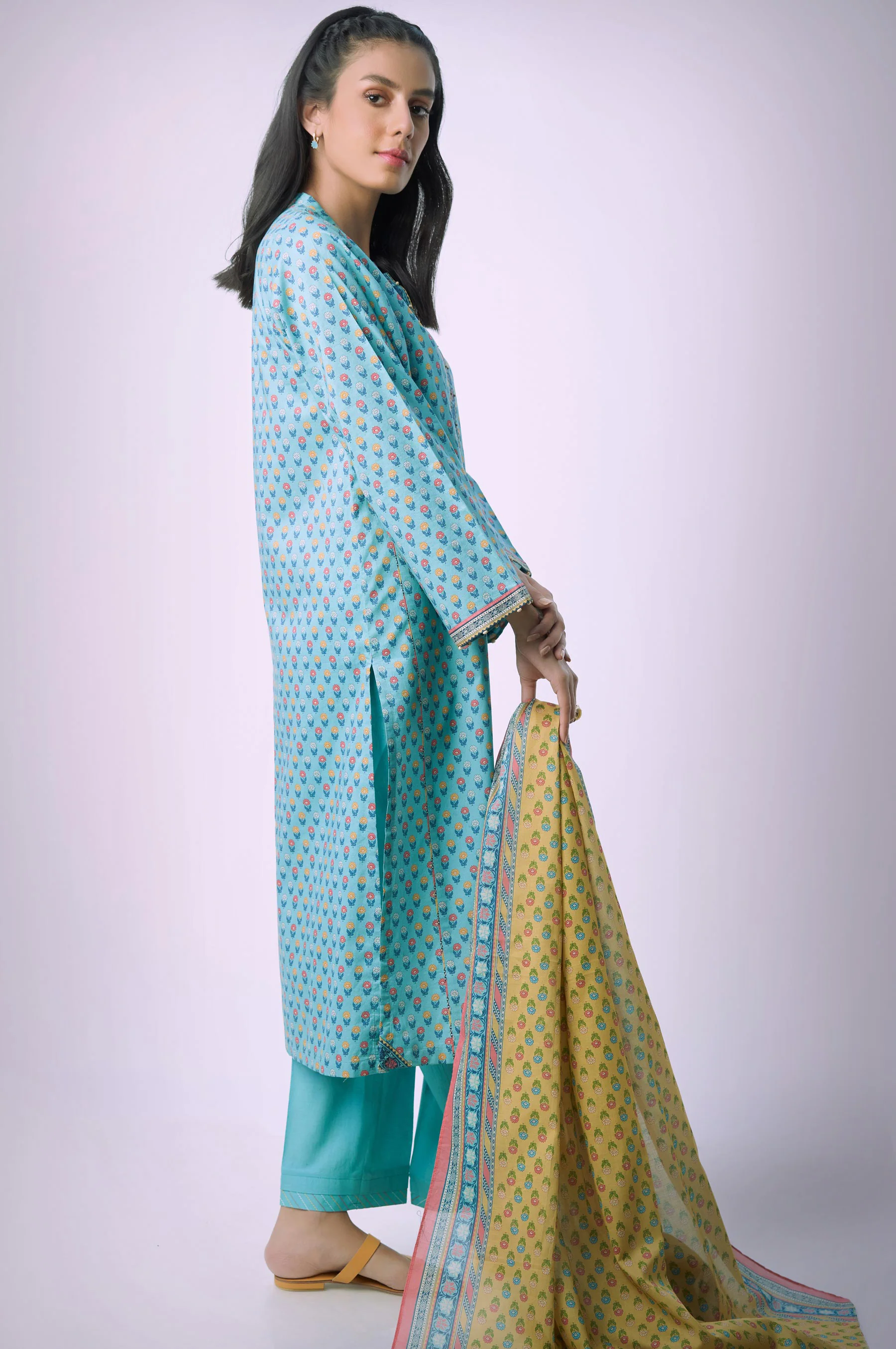 Stitched 3 Piece Printed Lawn - Image 4