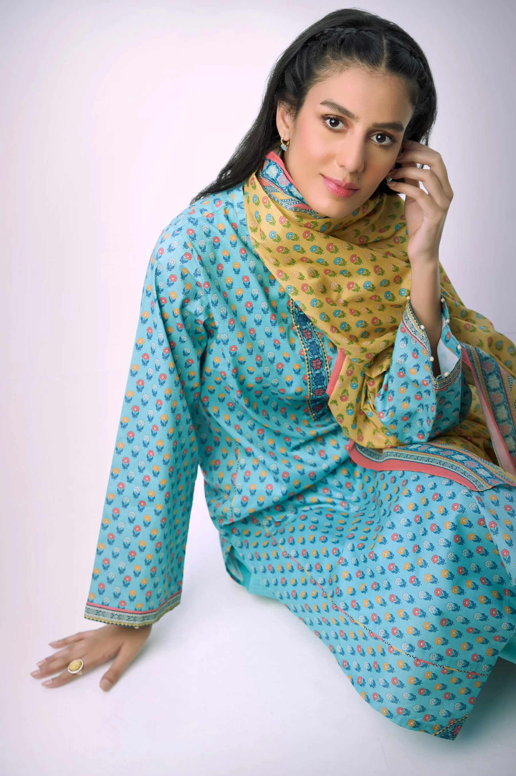 Stitched 3 Piece Printed Lawn - Image 5