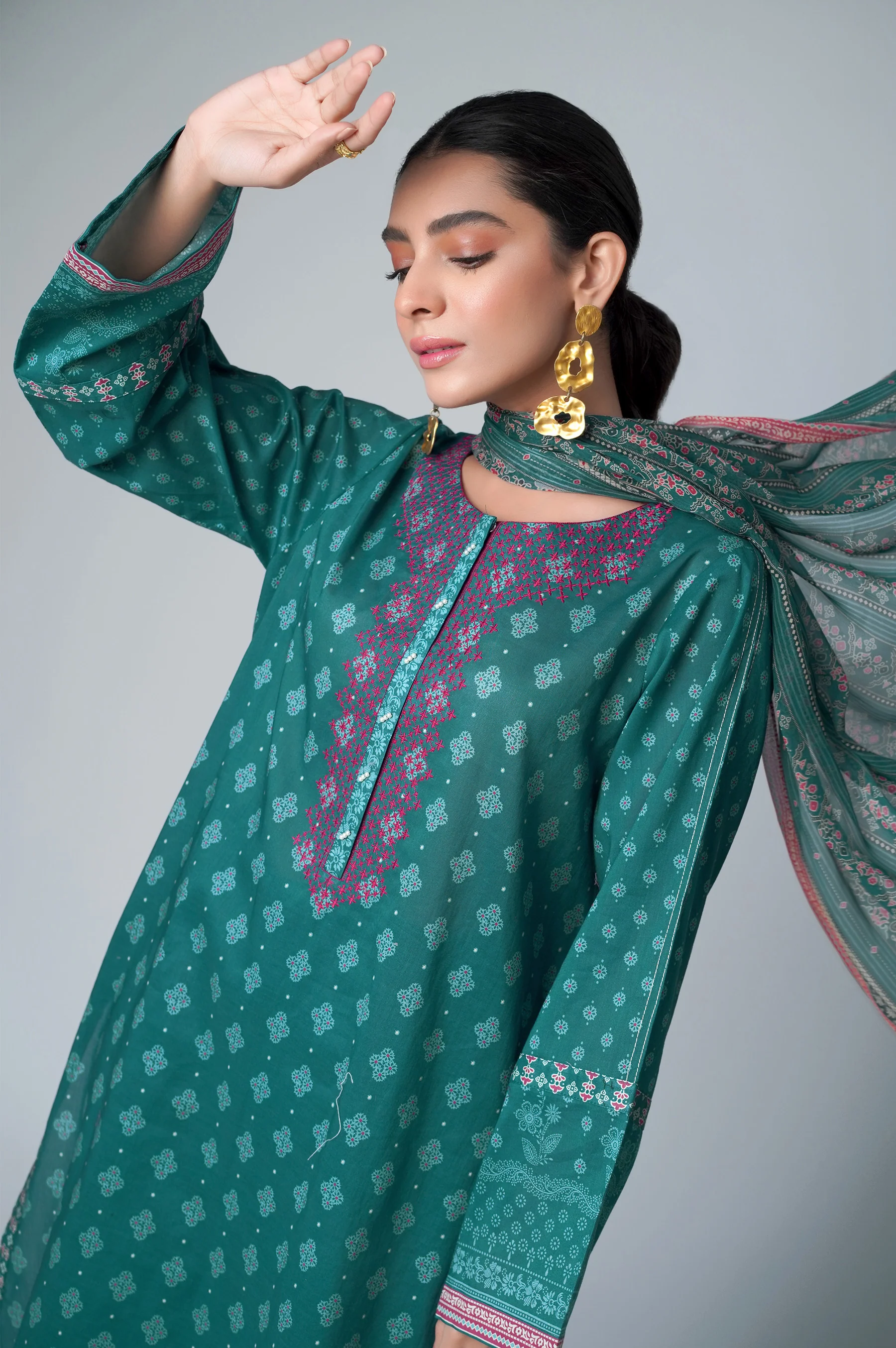 Stitched 3 Piece Printed Lawn Suit - Image 3