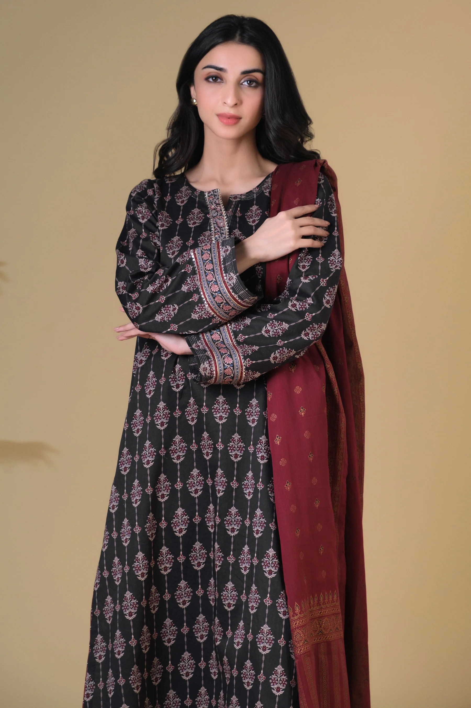 Stitched 3 Piece Printed Lawn Suit - Image 4