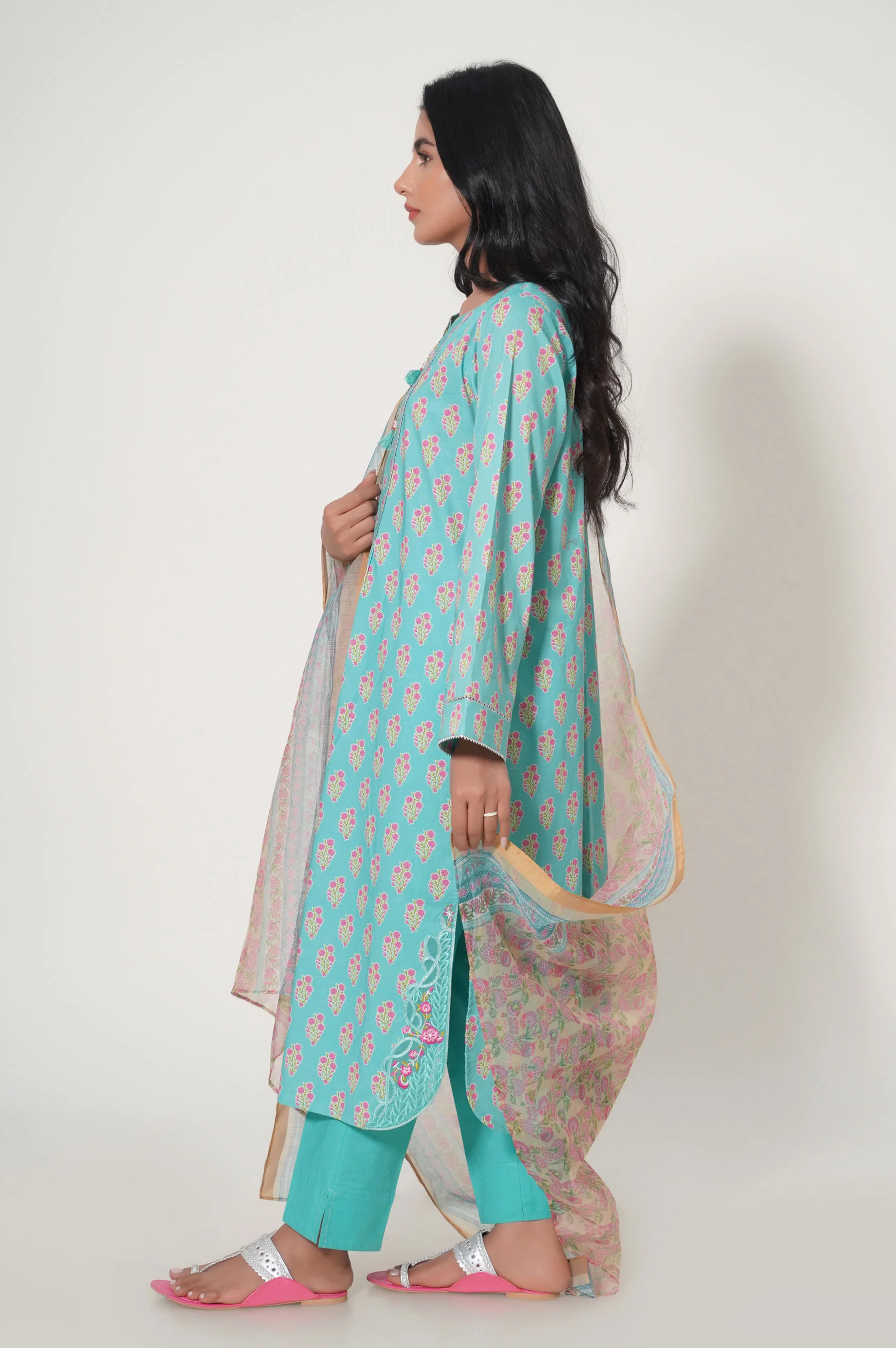 Stitched 3 Piece Printed Lawn - Image 5