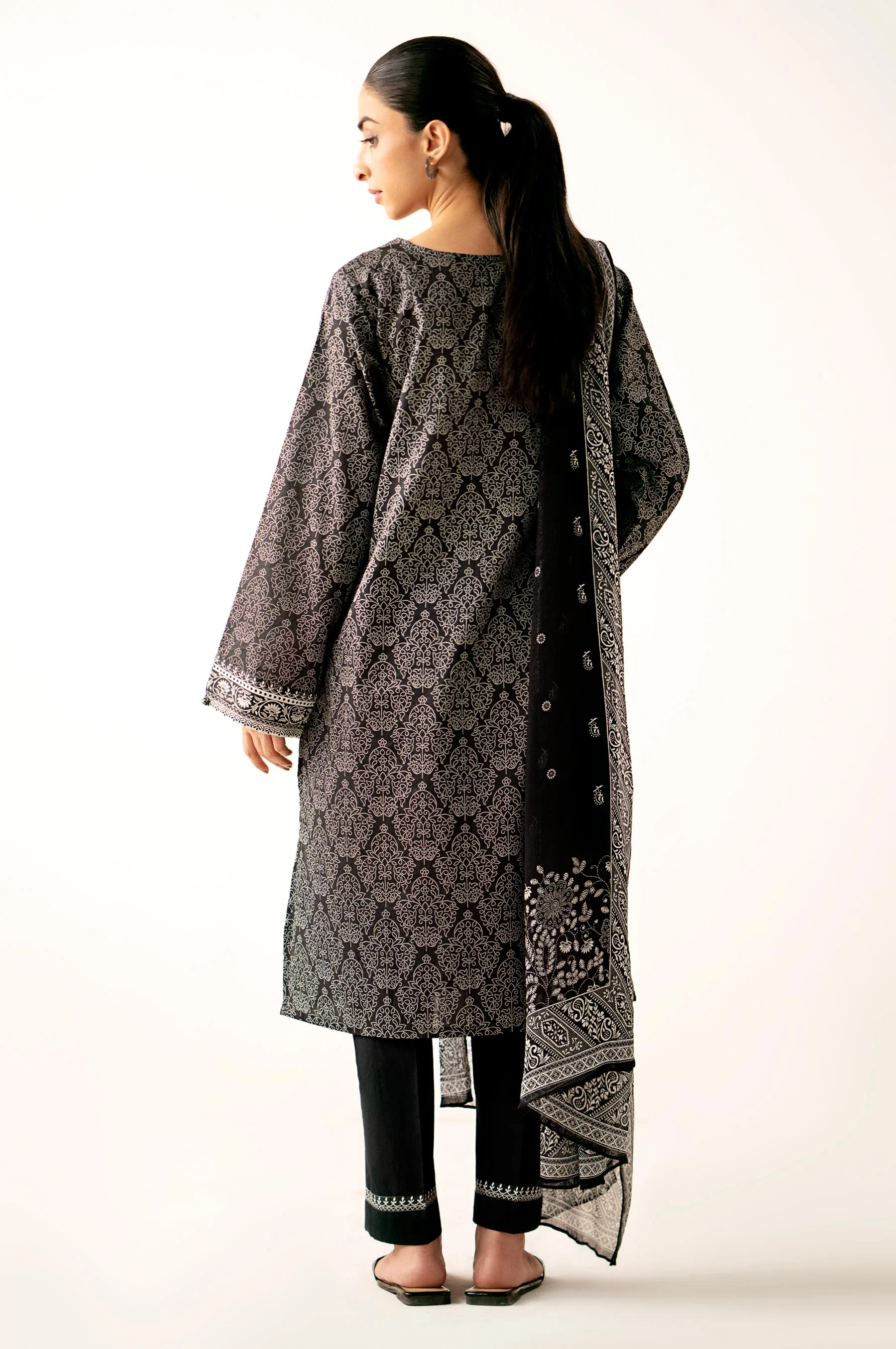 Stitched 3 Piece Embroidered Lawn Suit - Image 5