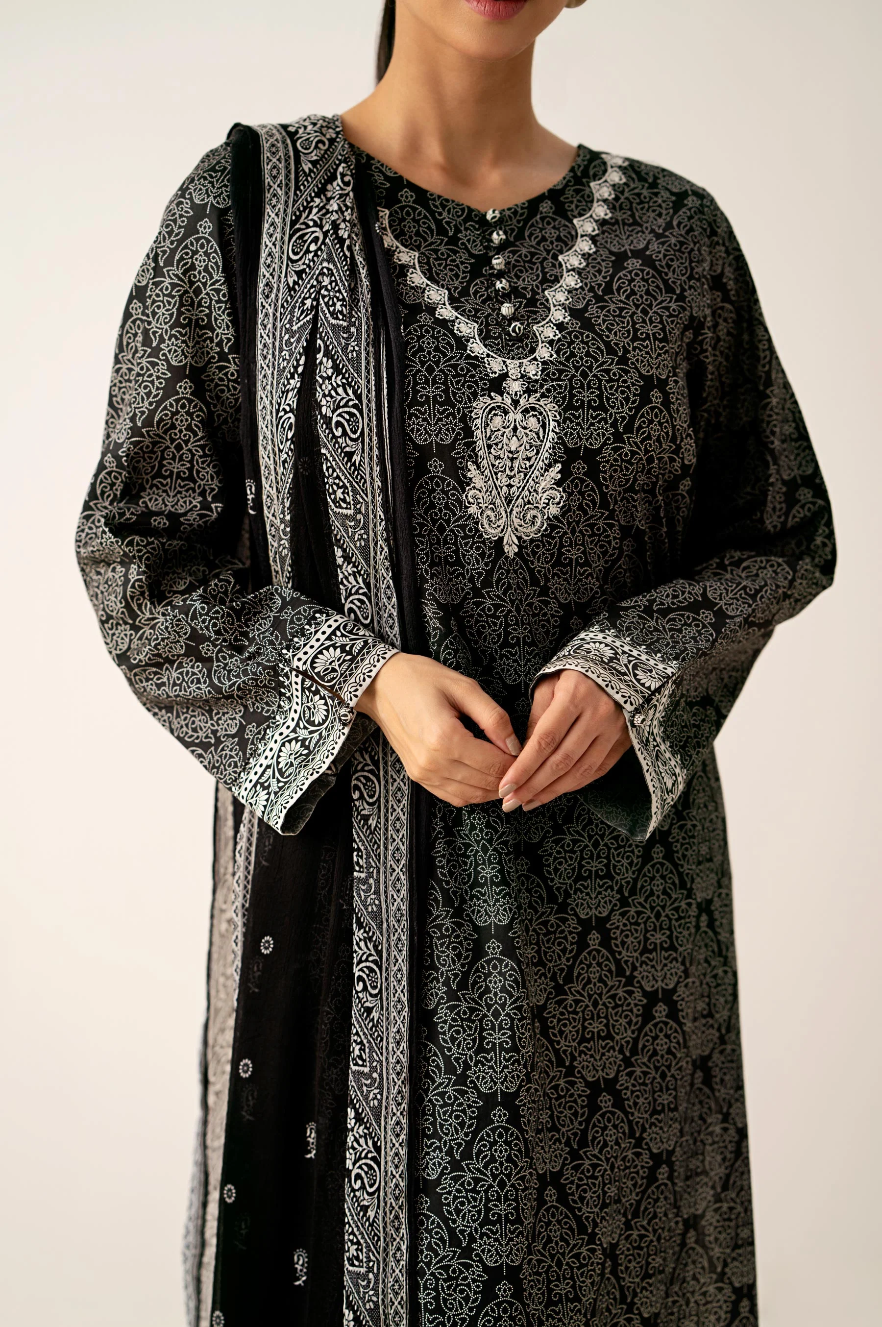 Stitched 3 Piece Embroidered Lawn Suit - Image 6