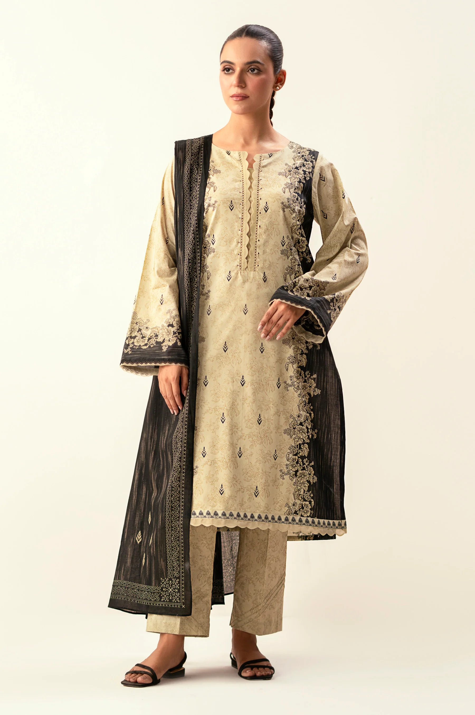 Stitched 3 Piece Printed Lawn Suit - Image 4