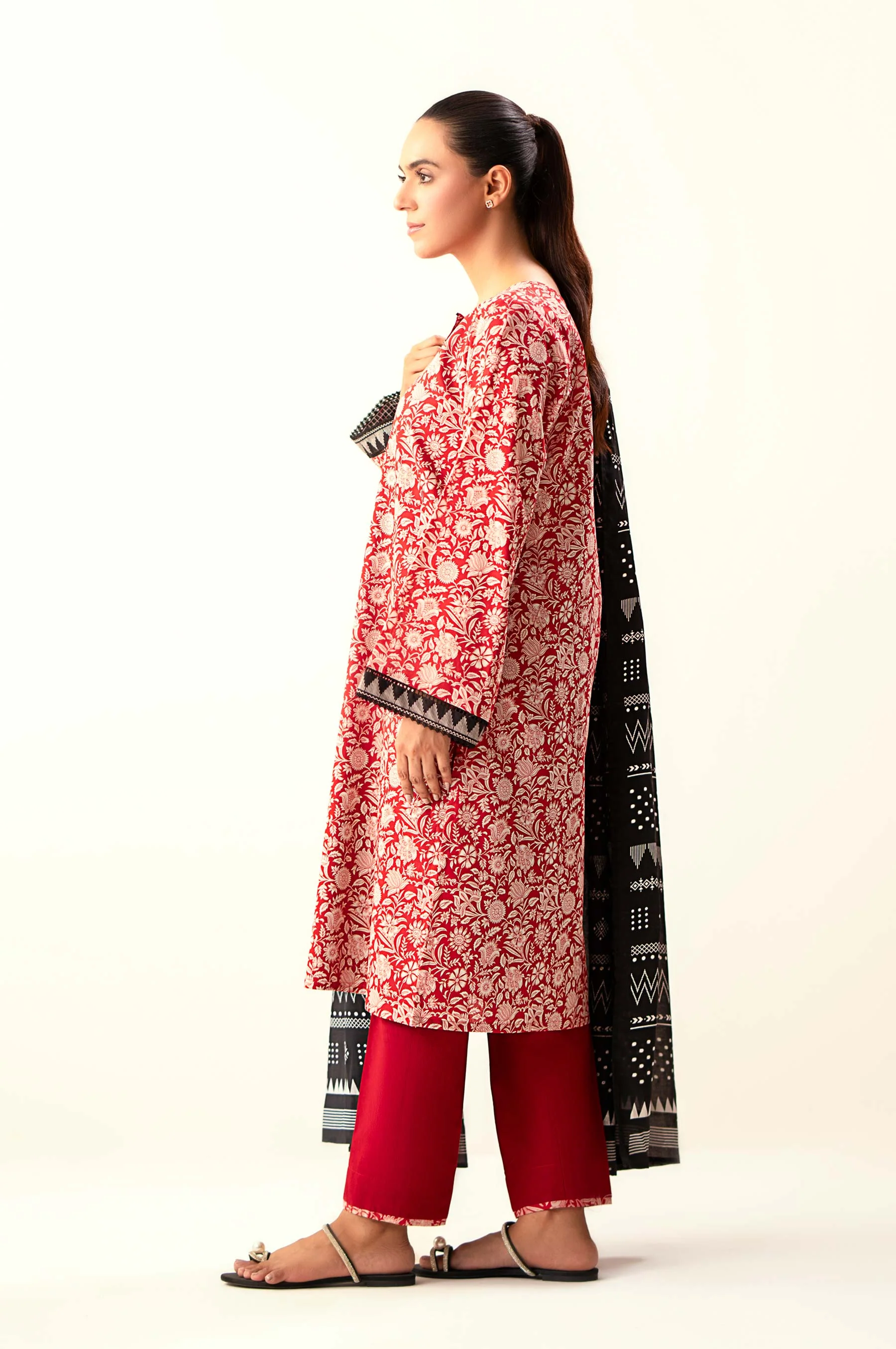 Stitched 3 Piece Printed Lawn Suit - Image 2
