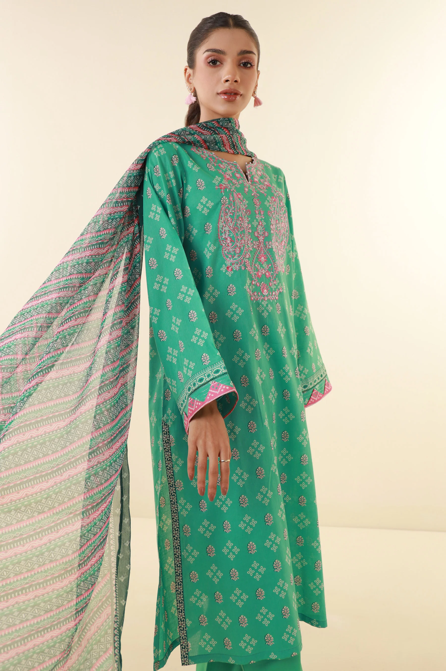 Stitched 3 Piece Printed Lawn Suit - Image 2