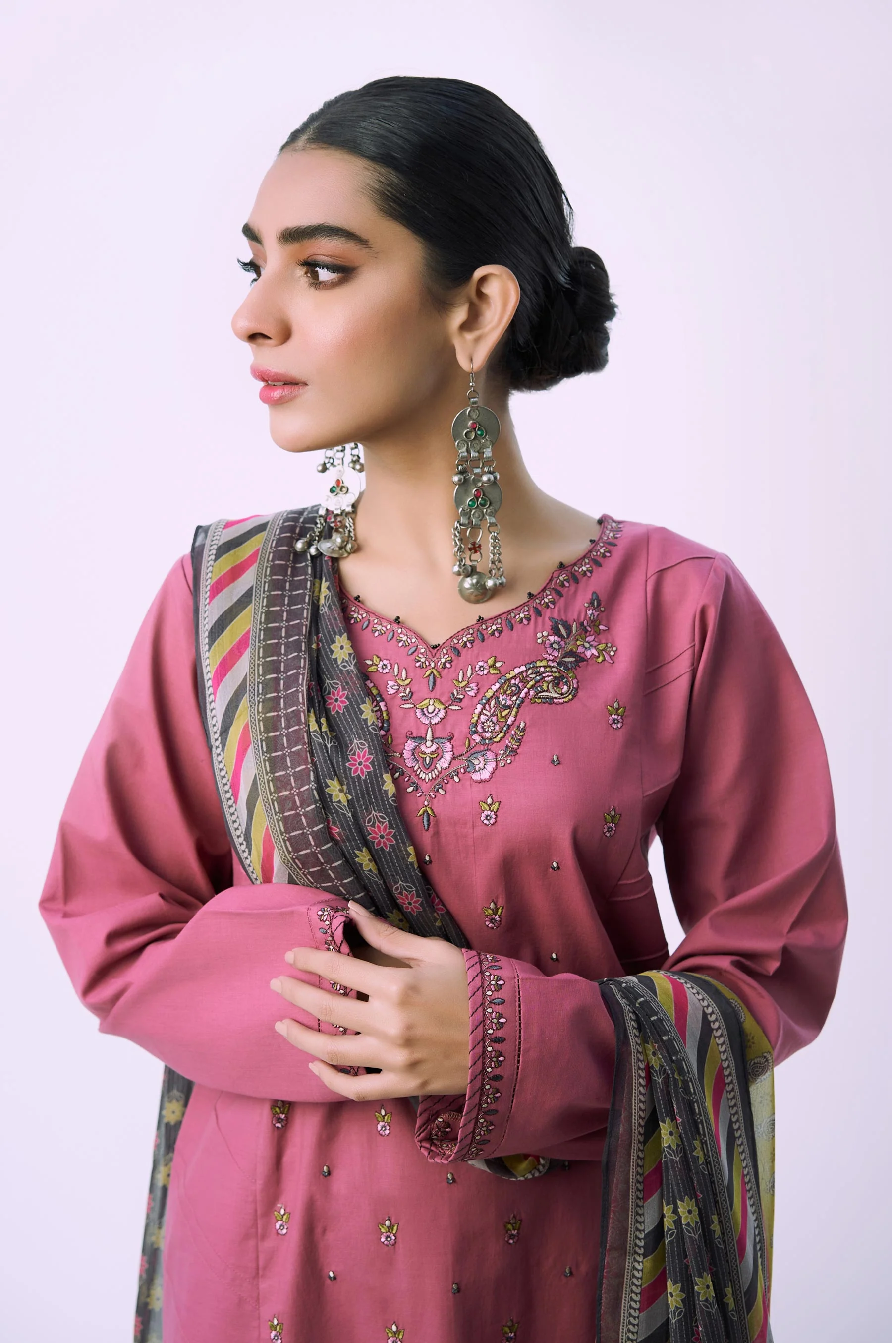 Stitched 3 Piece Printed Lawn Suit - Image 5