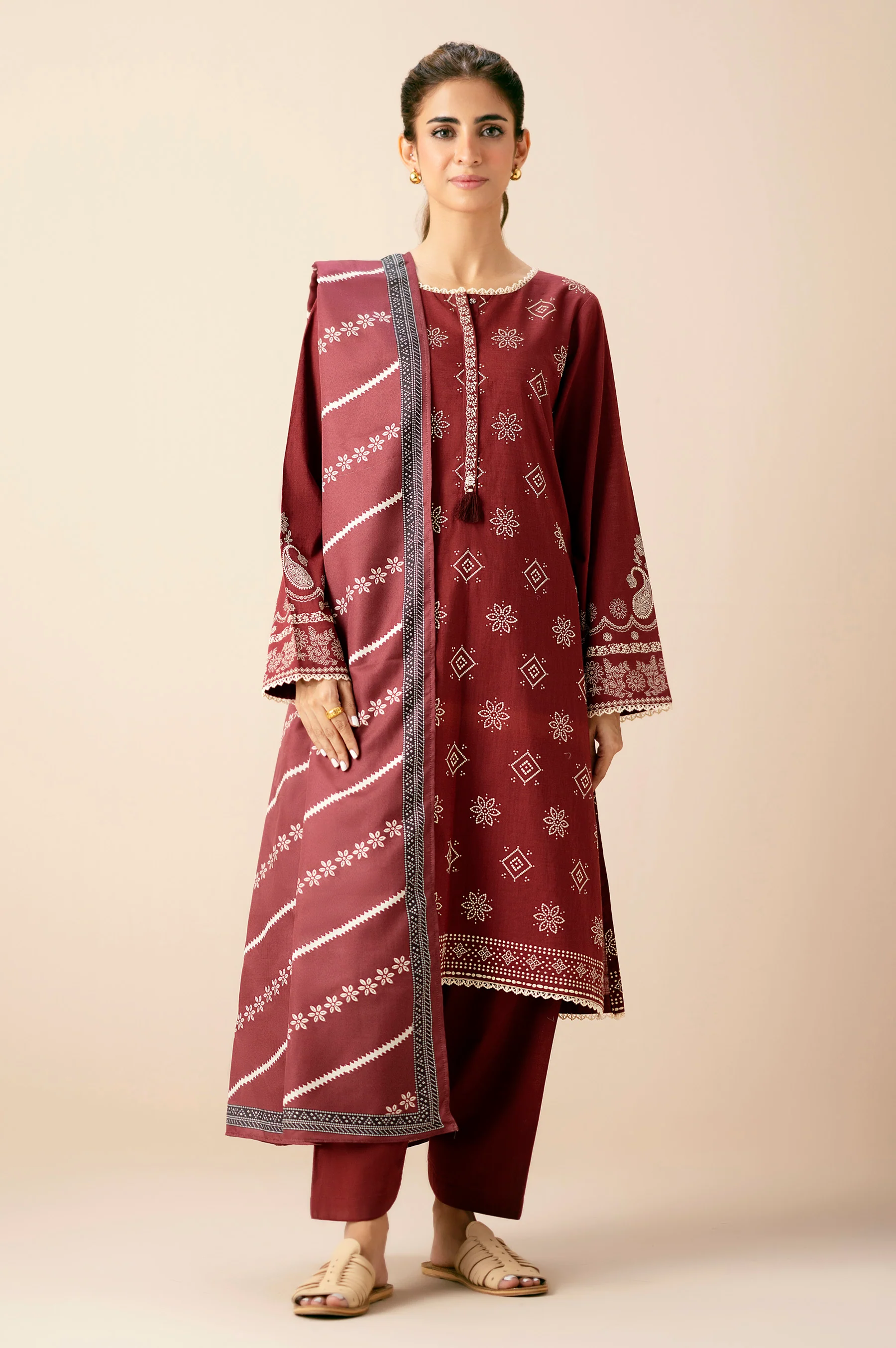 STITCHED PRINTED SUIT
