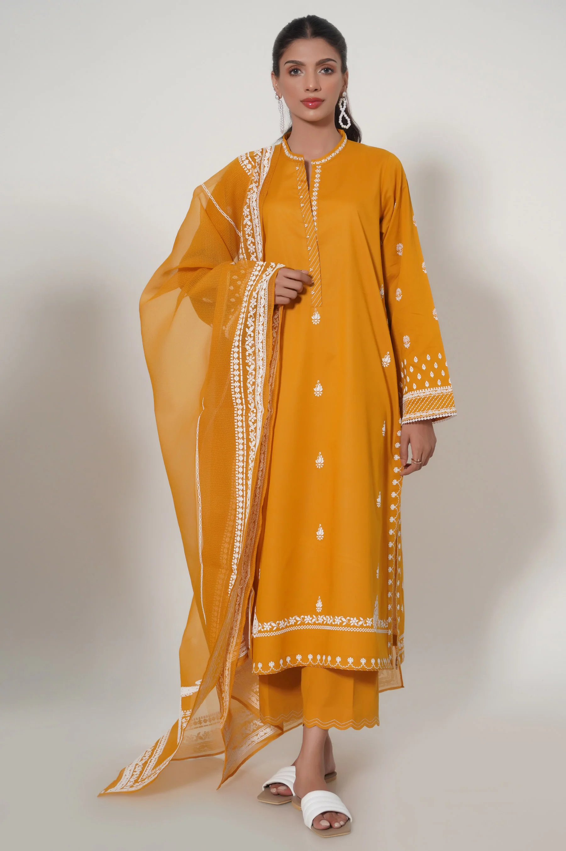 Stitched 3 Piece Puff Printed Lawn Suit - Image 2