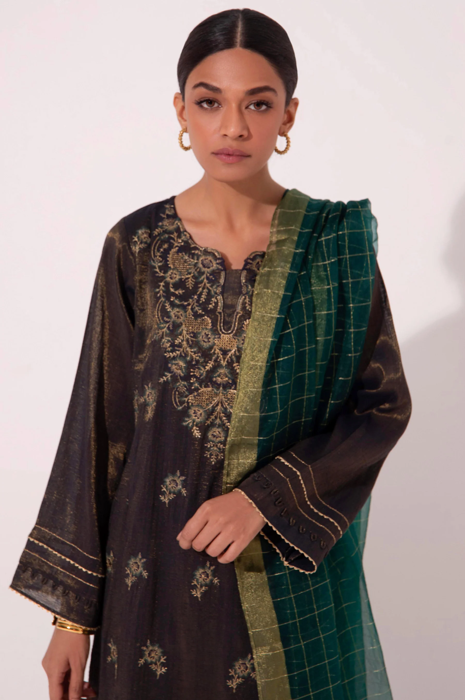 Stitched 3 Piece Staple Maysori Embroidered Suit - Image 6