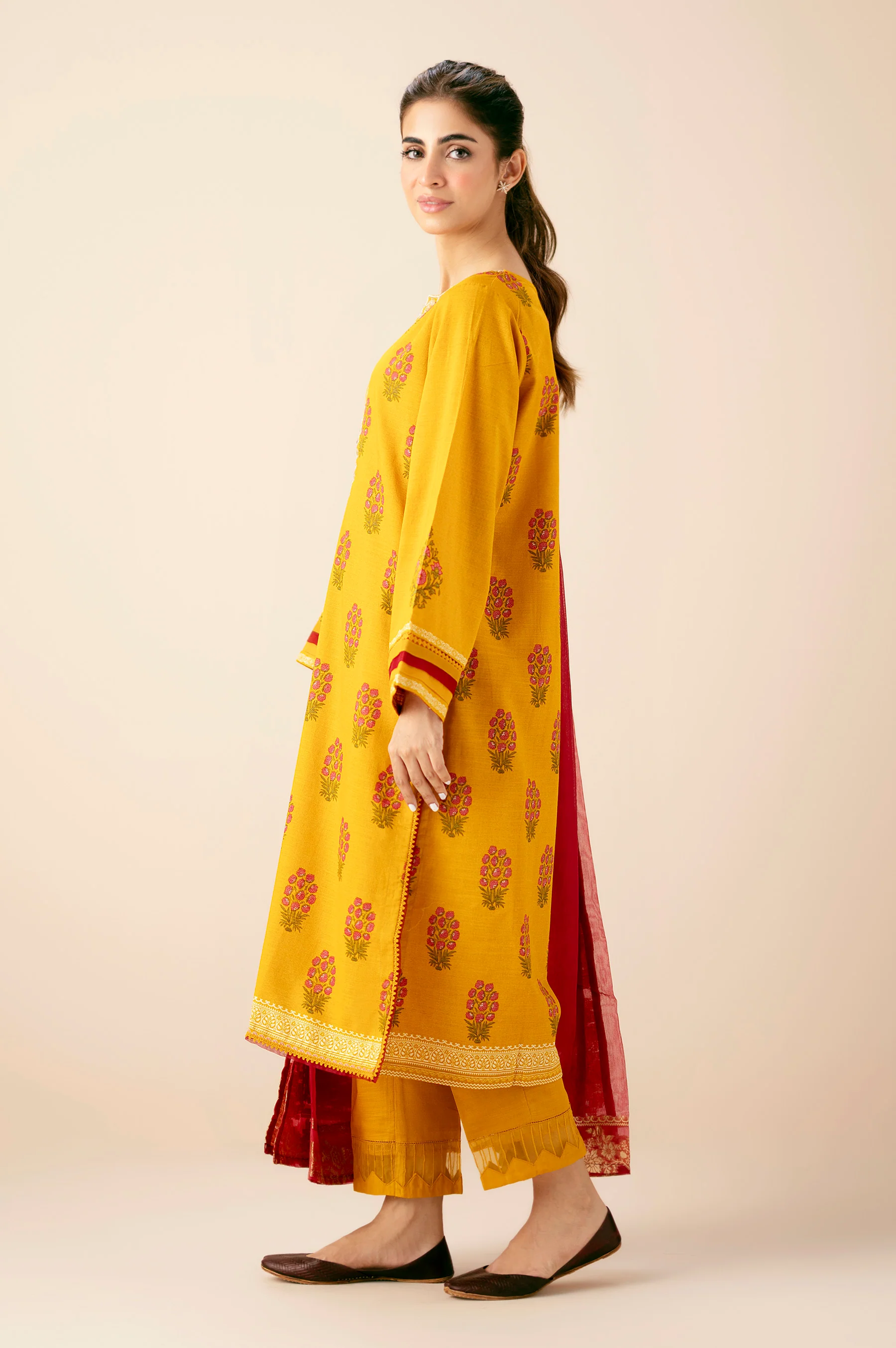 EMBROIDERED SUIT - Image 5