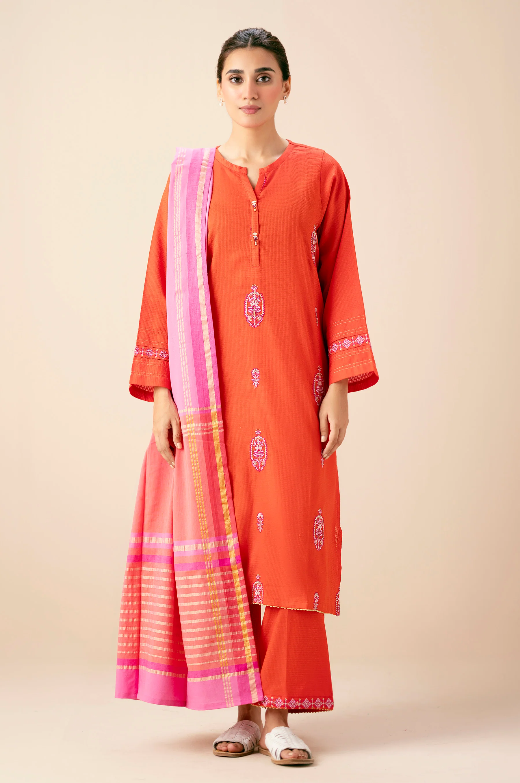 EMBROIDERED SUIT