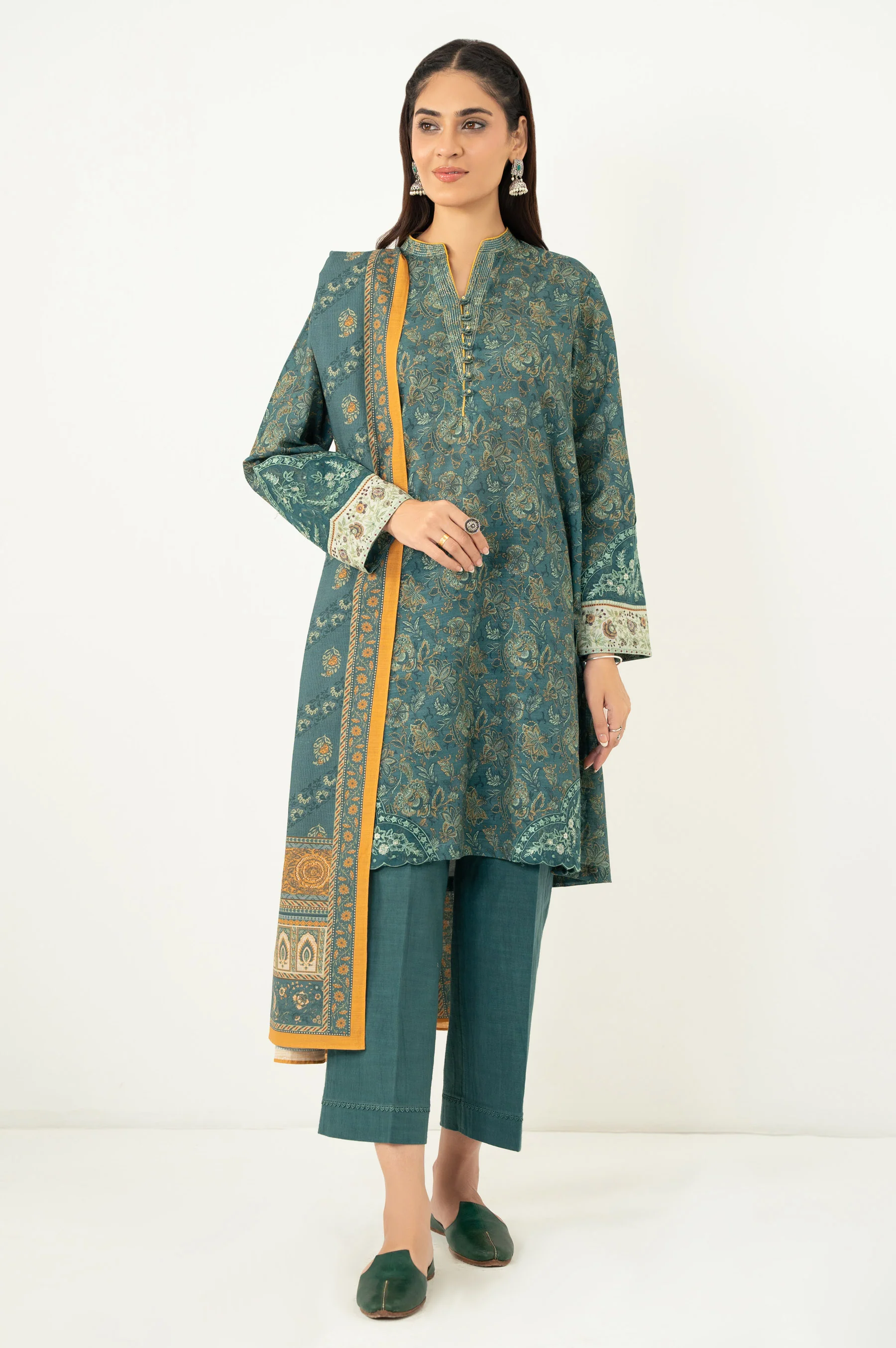 STITCHED PRINTED SUIT