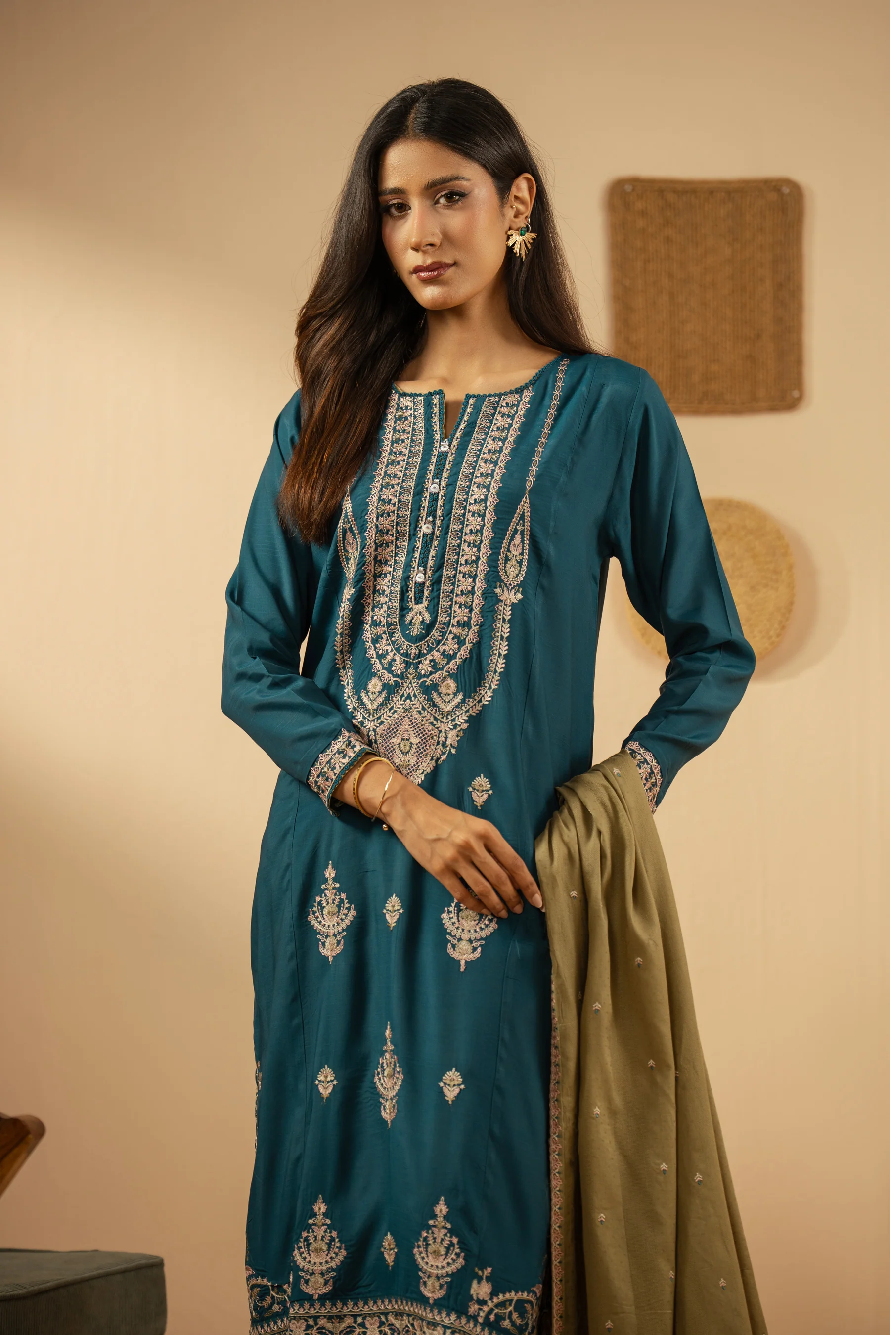 EMBROIDERED RAW SILK STITCHED 3 PIECE SUIT - Image 7