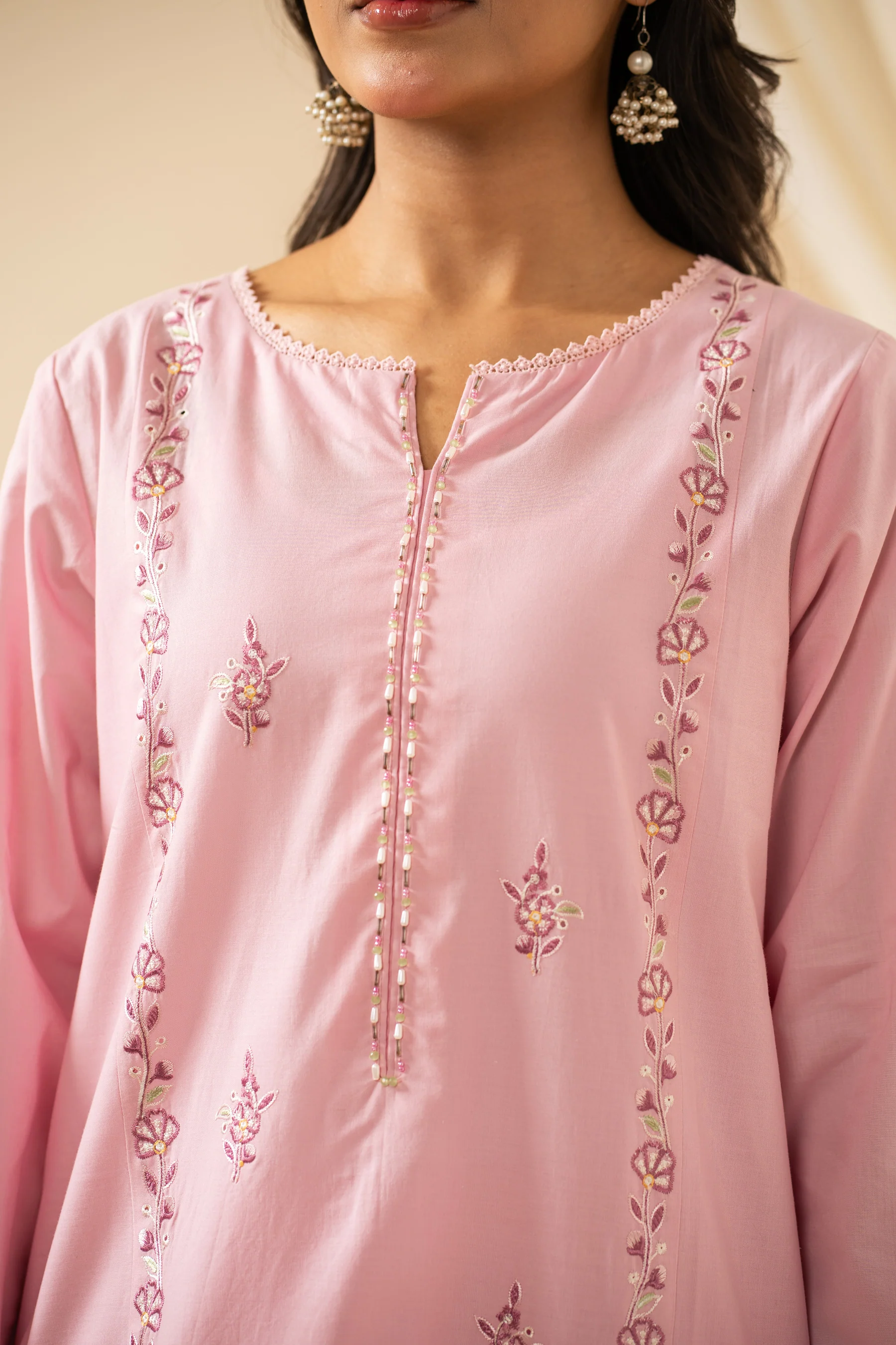 EMBROIDERED VISCOSE CREPE STITCHED 3 PIECE SUIT - Image 2